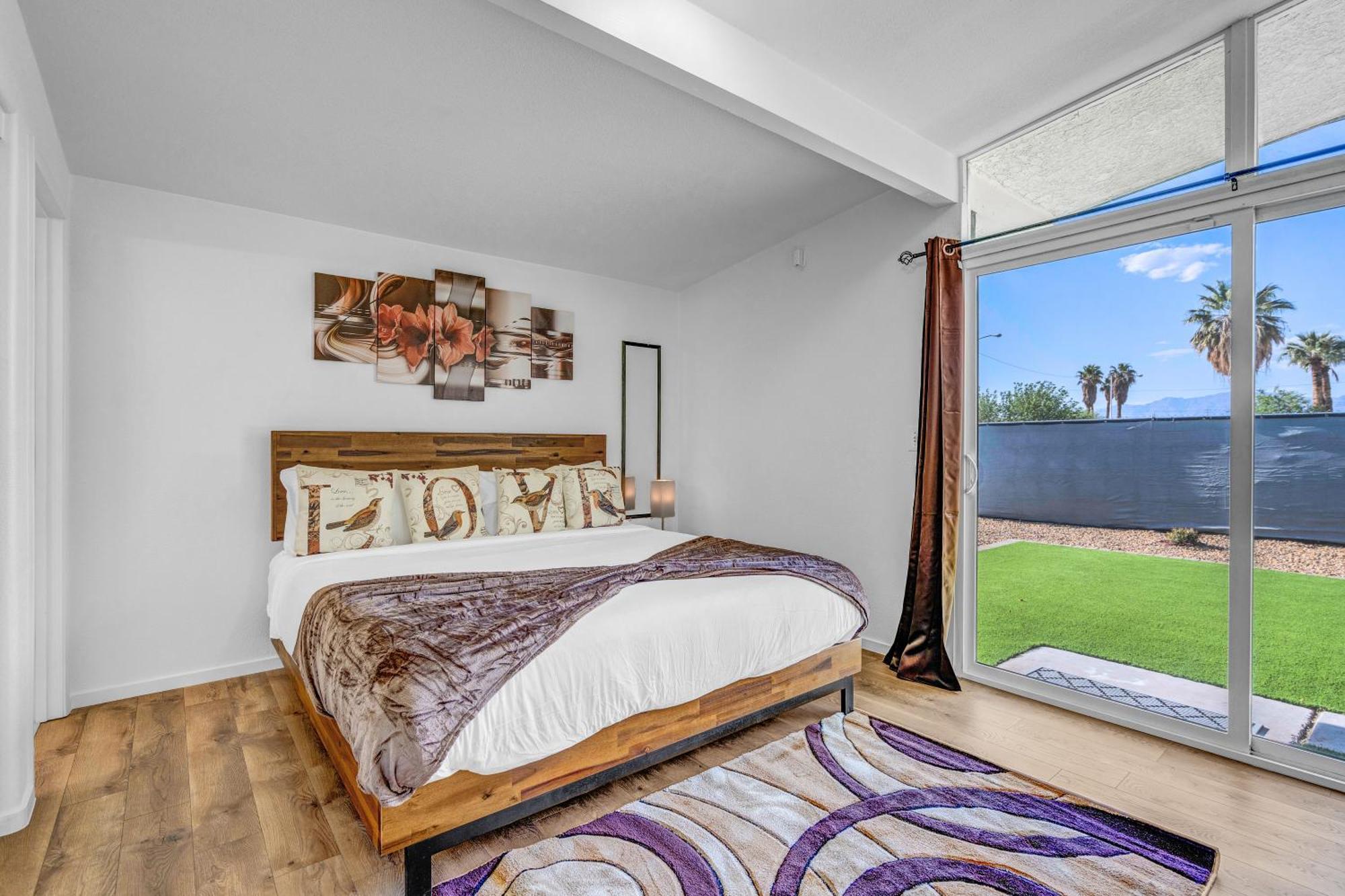Spacious Remodeled Retreat Haven Holiday home *