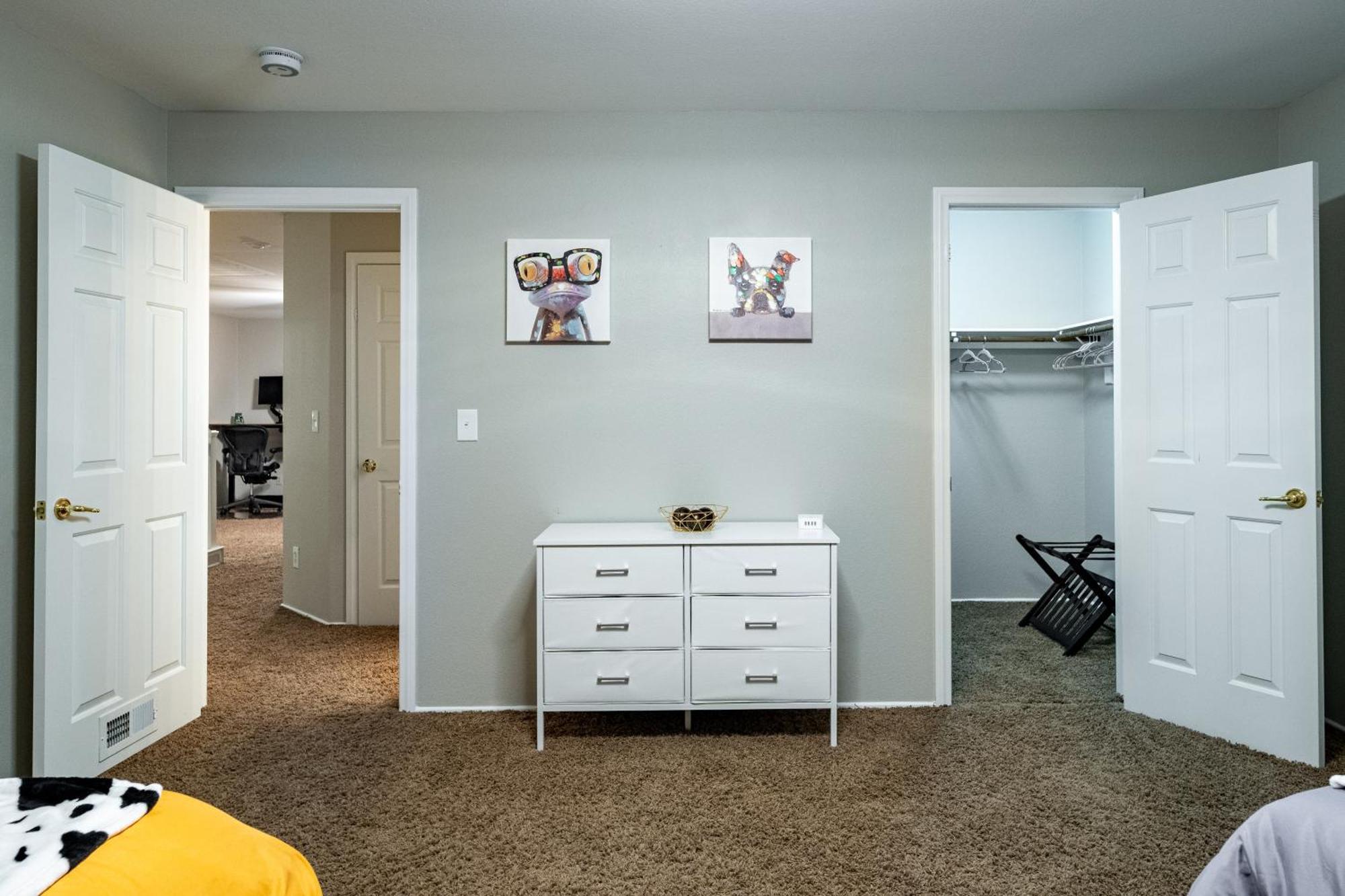 Villa 5br 3ba Family Friendly Entire W Pool, Spa, Games, Tvs, And