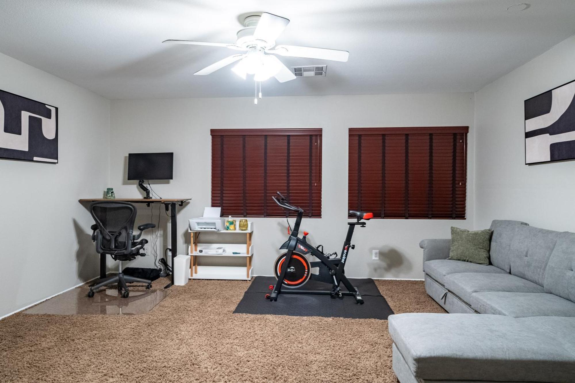 5br 3ba Family Friendly Entire W Pool, Spa, Games, Tvs, And