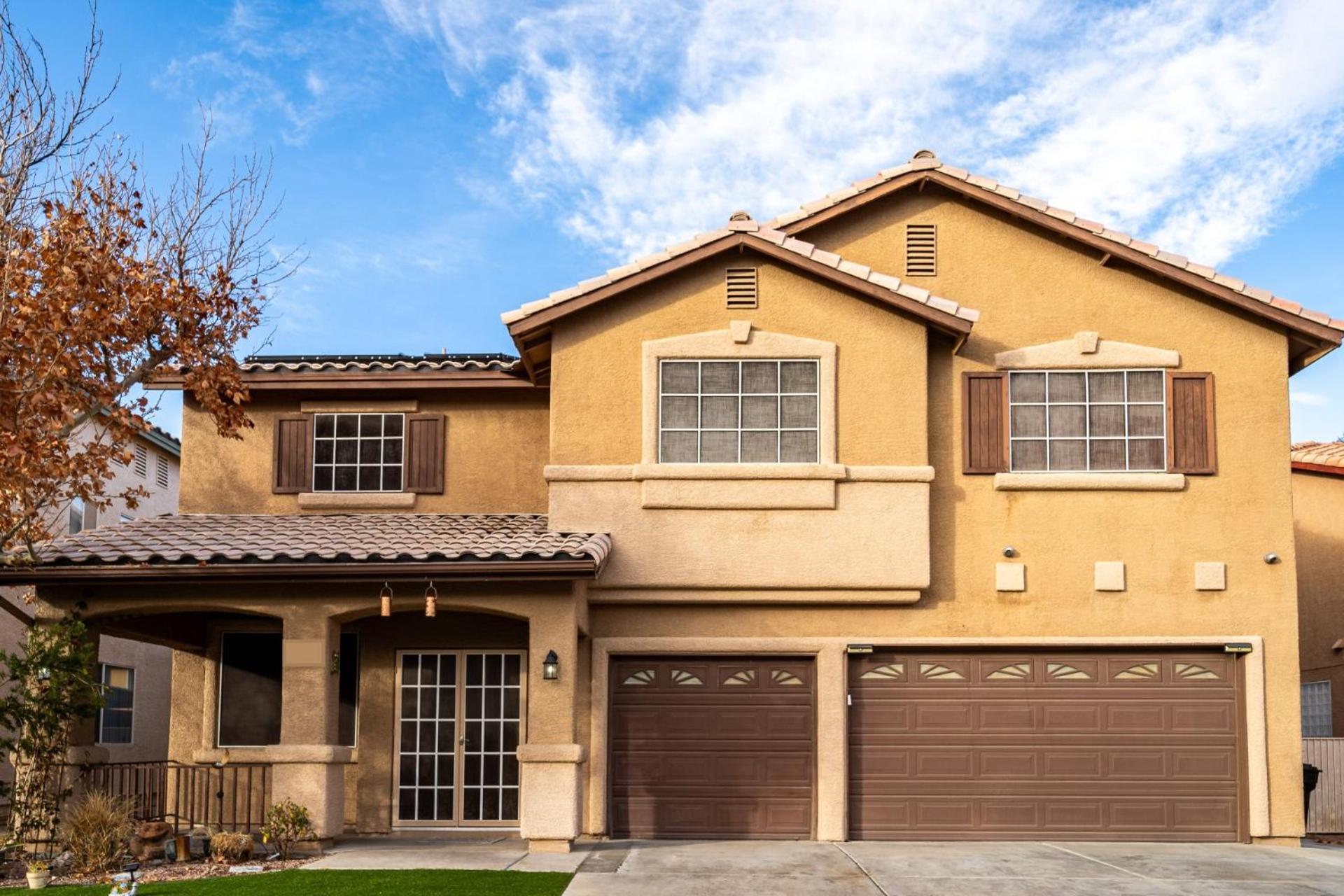 5br 3ba Family Friendly Entire W Pool, Spa, Games, Tvs, And Villa