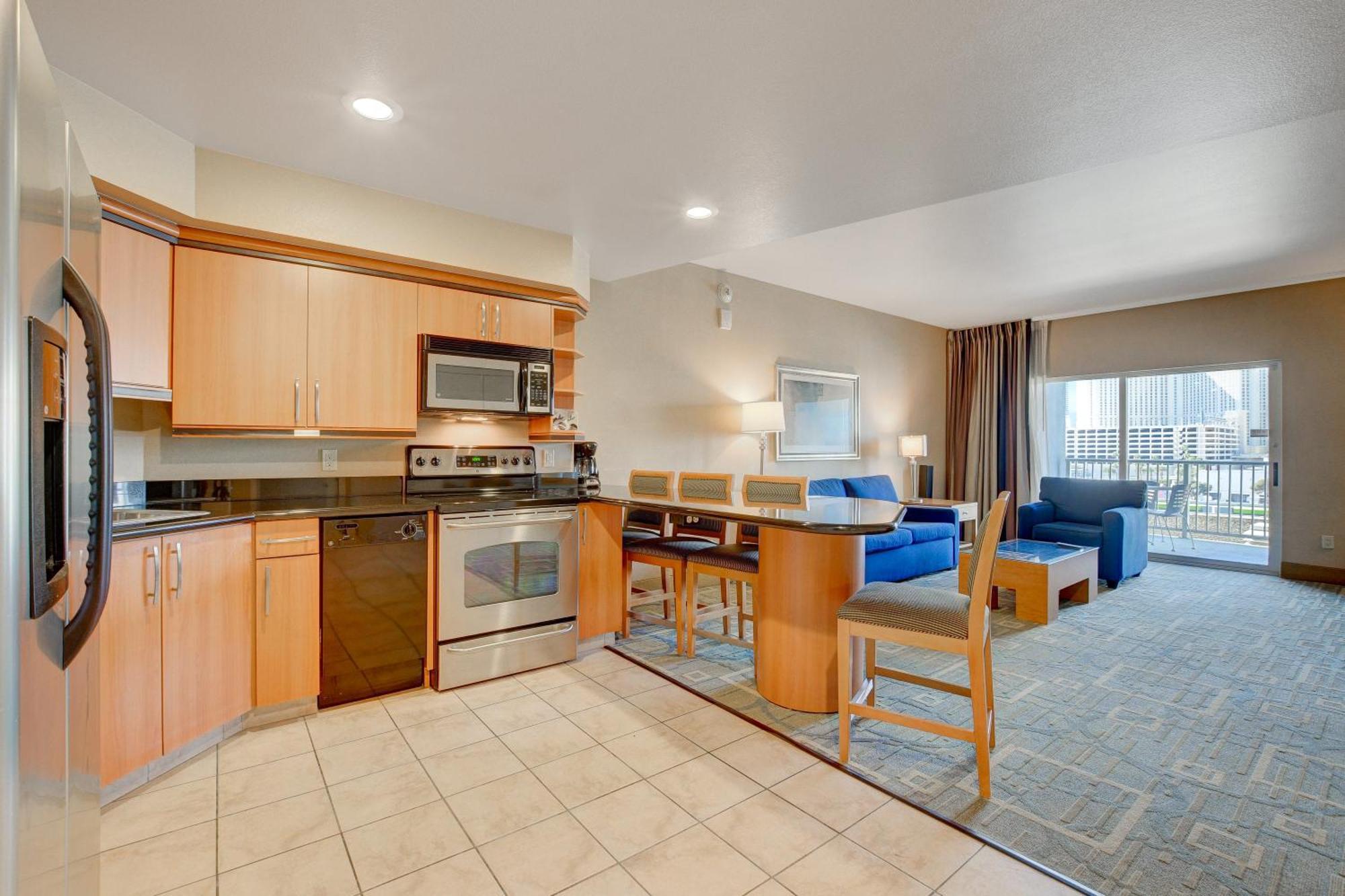 Luxury 1bd/1bth At Platinum *strip View Aparthotel