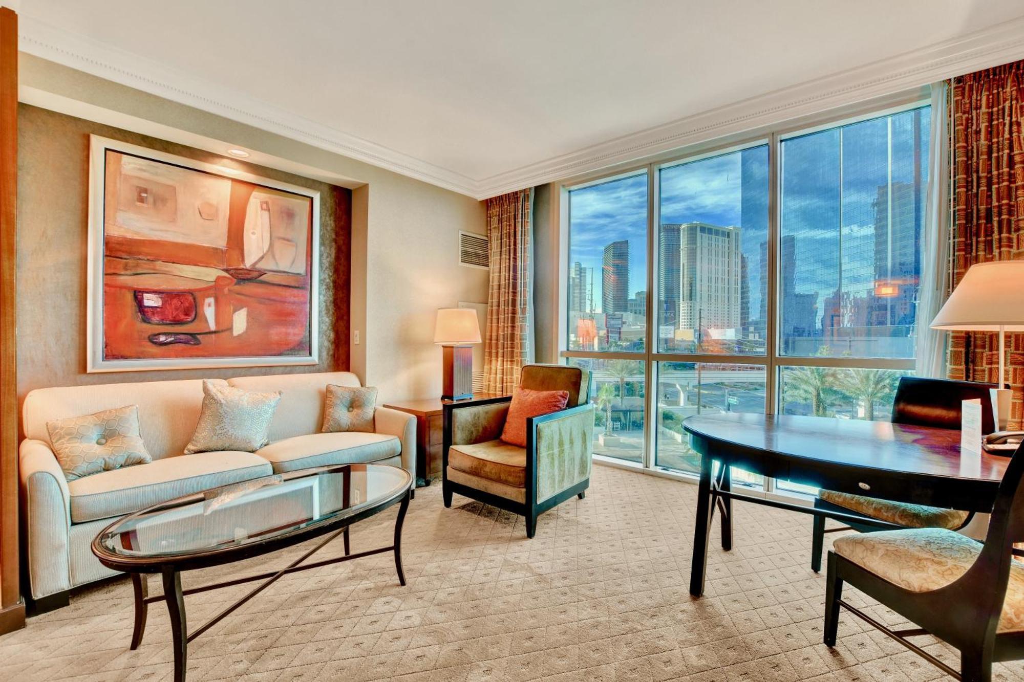 Apartment Strip View - No Fee !