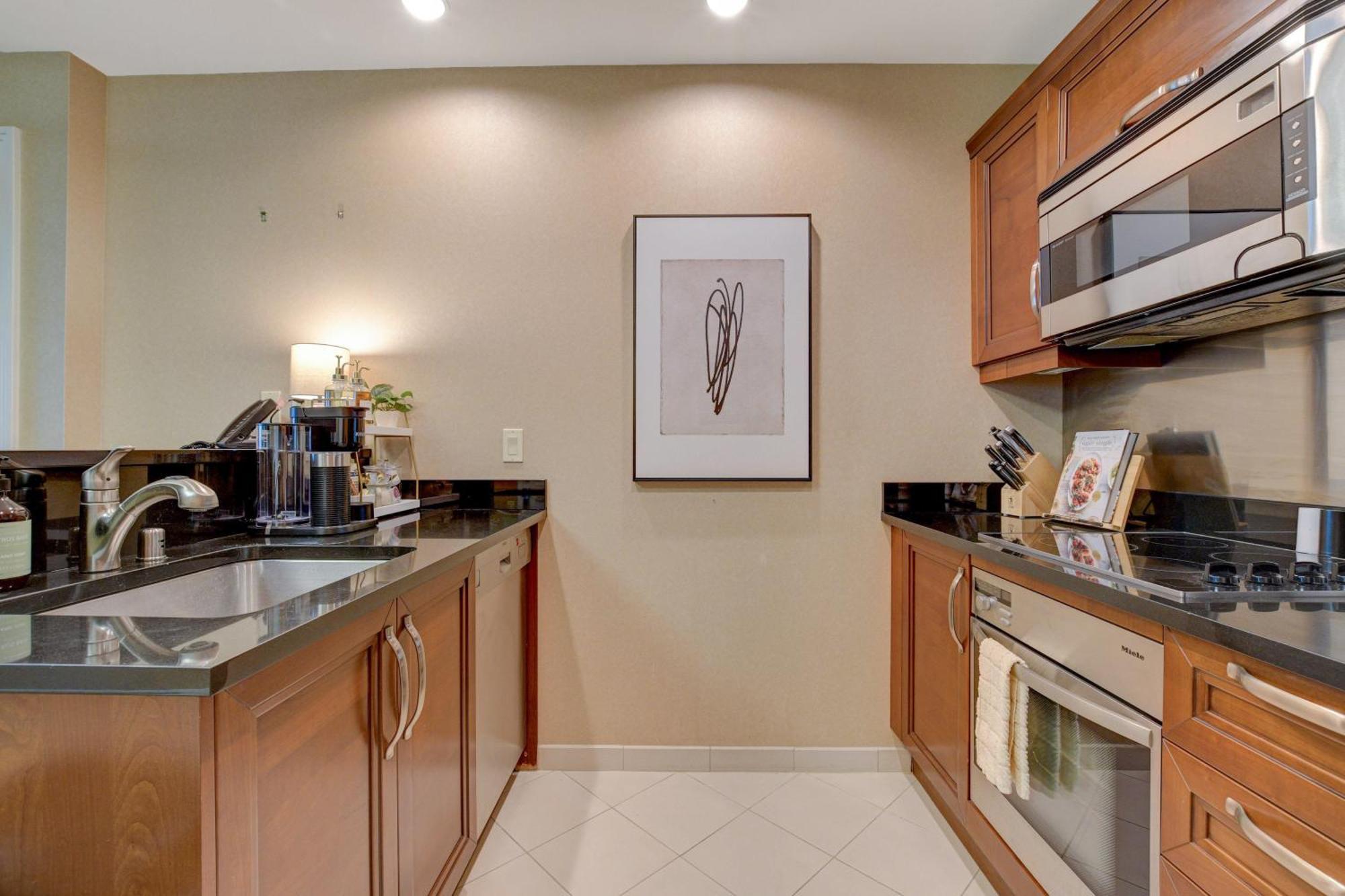 Luxe 1br 2bth Mgm Signature Balcony * Las Vegas