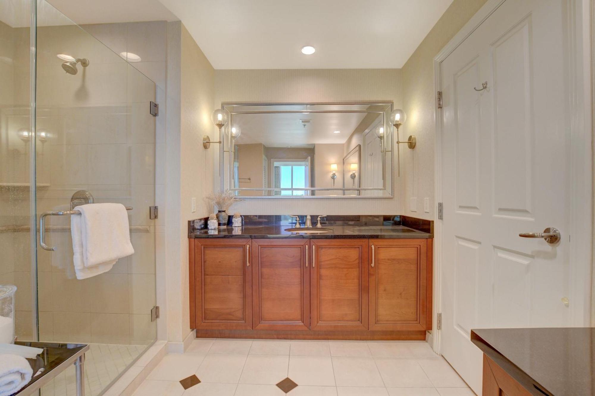 Luxe 1br 2bth Mgm Signature Balcony *