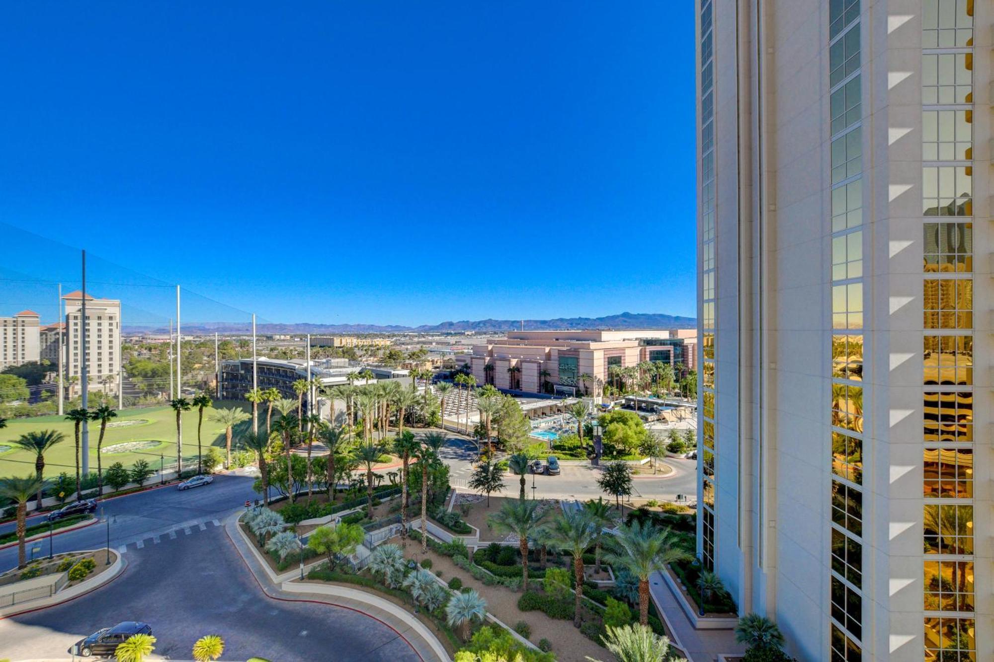 Aparthotel Luxe 1br 2bth Mgm Signature Balcony *