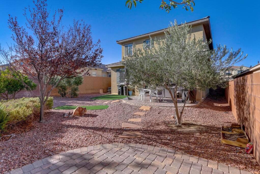 Villa Bmountain 4bd 2b Bbq Grill Pet Massage Chair 30 Days Minimun Las Vegas