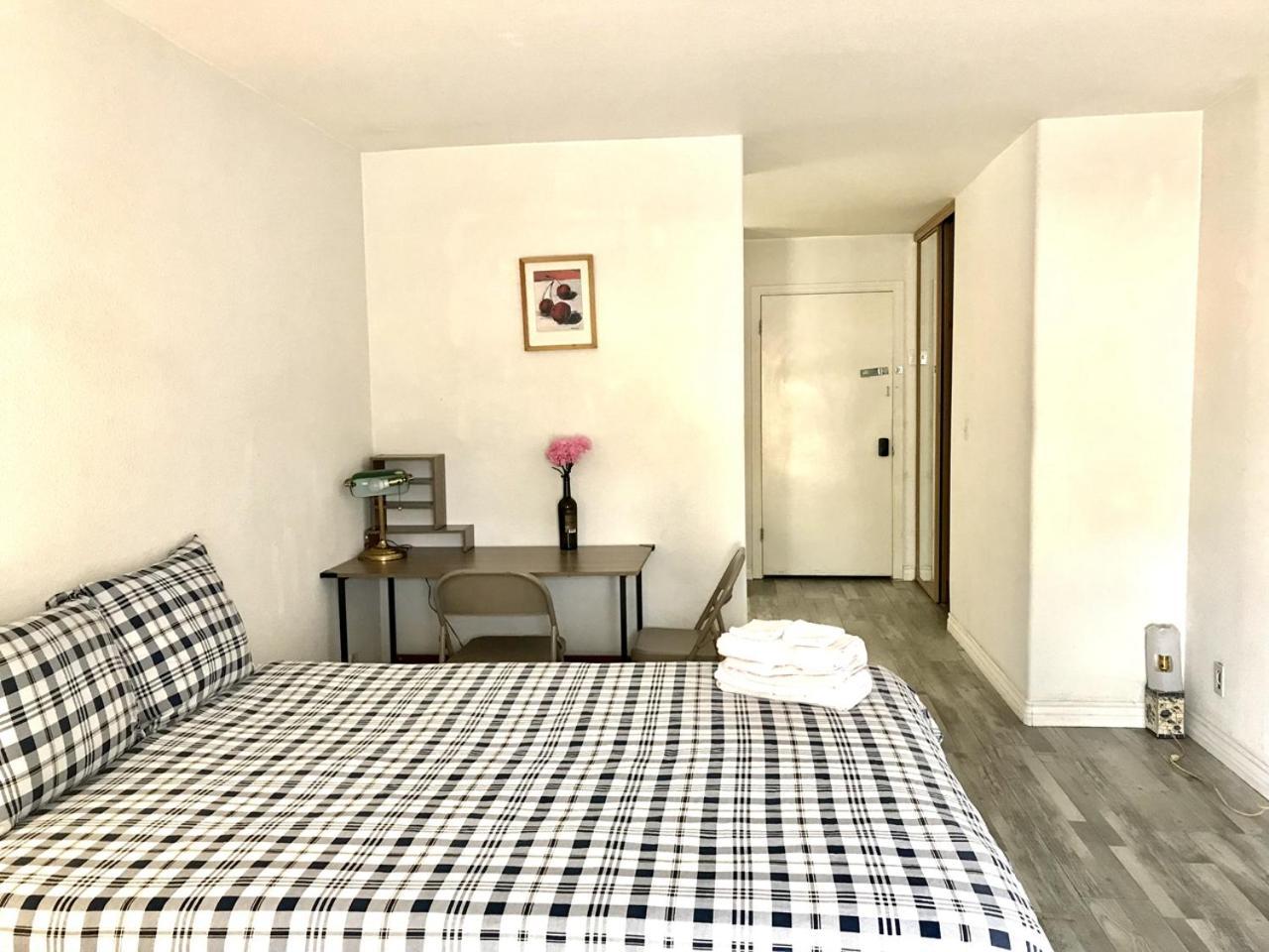 Super Bedroom With Private Bathroom 5 Las Vegas