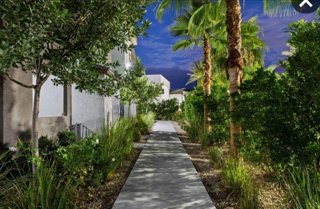 Staycation Near Flamingo Road Holiday home *