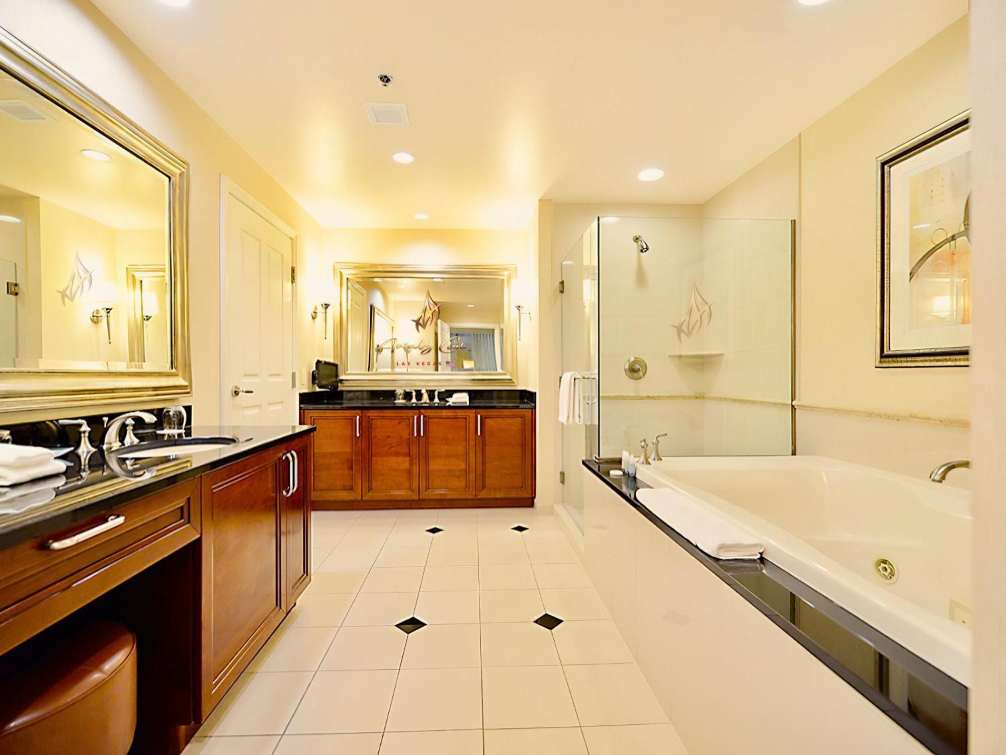 Aparthotel Amalz 2 Bedroom 3 Bathroom Balcony At Mgm Signature ! Vegas Las Vegas