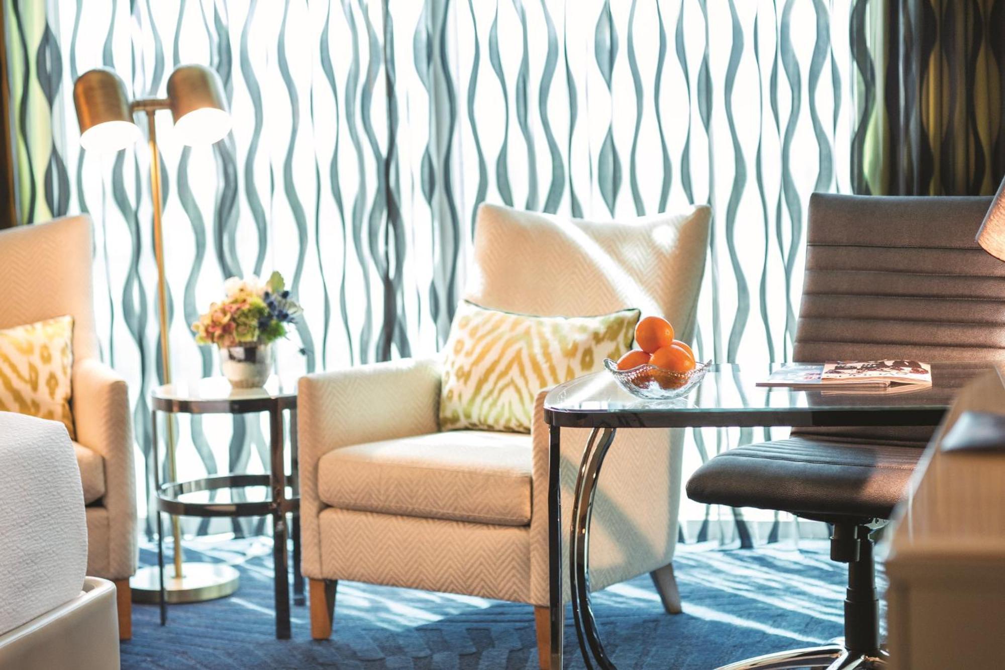 Mandalay Bay Resort 4*