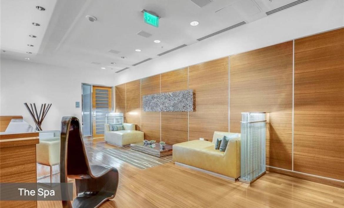 Vdara Premium * Free Valet Parking * Las Vegas