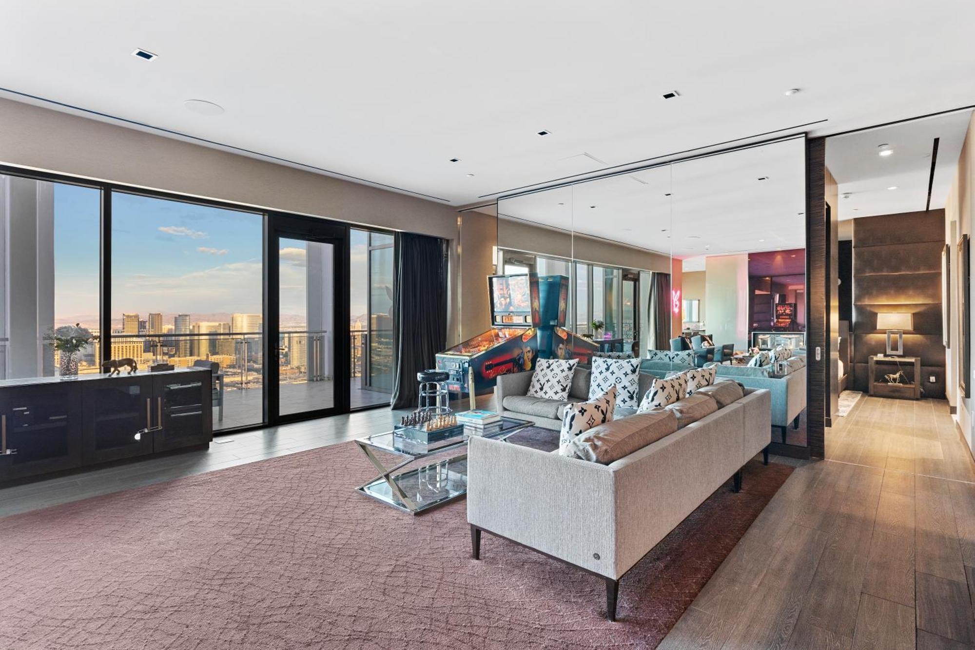 Stripviewsuites Ultimate Luxury Penthouses Full Strip View & Balcony Aparthotel *