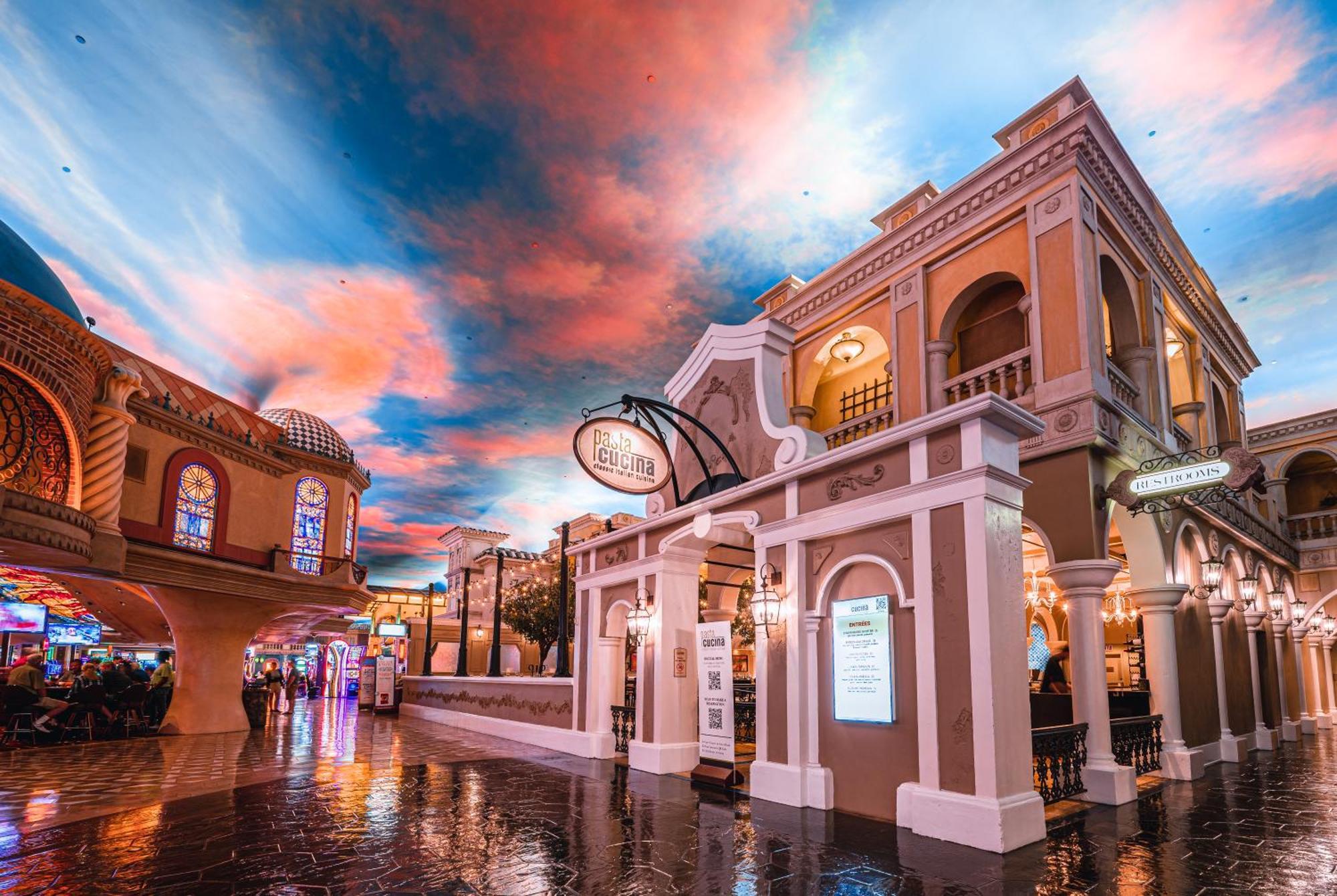 Sunset Station & Casino Hotel 4*