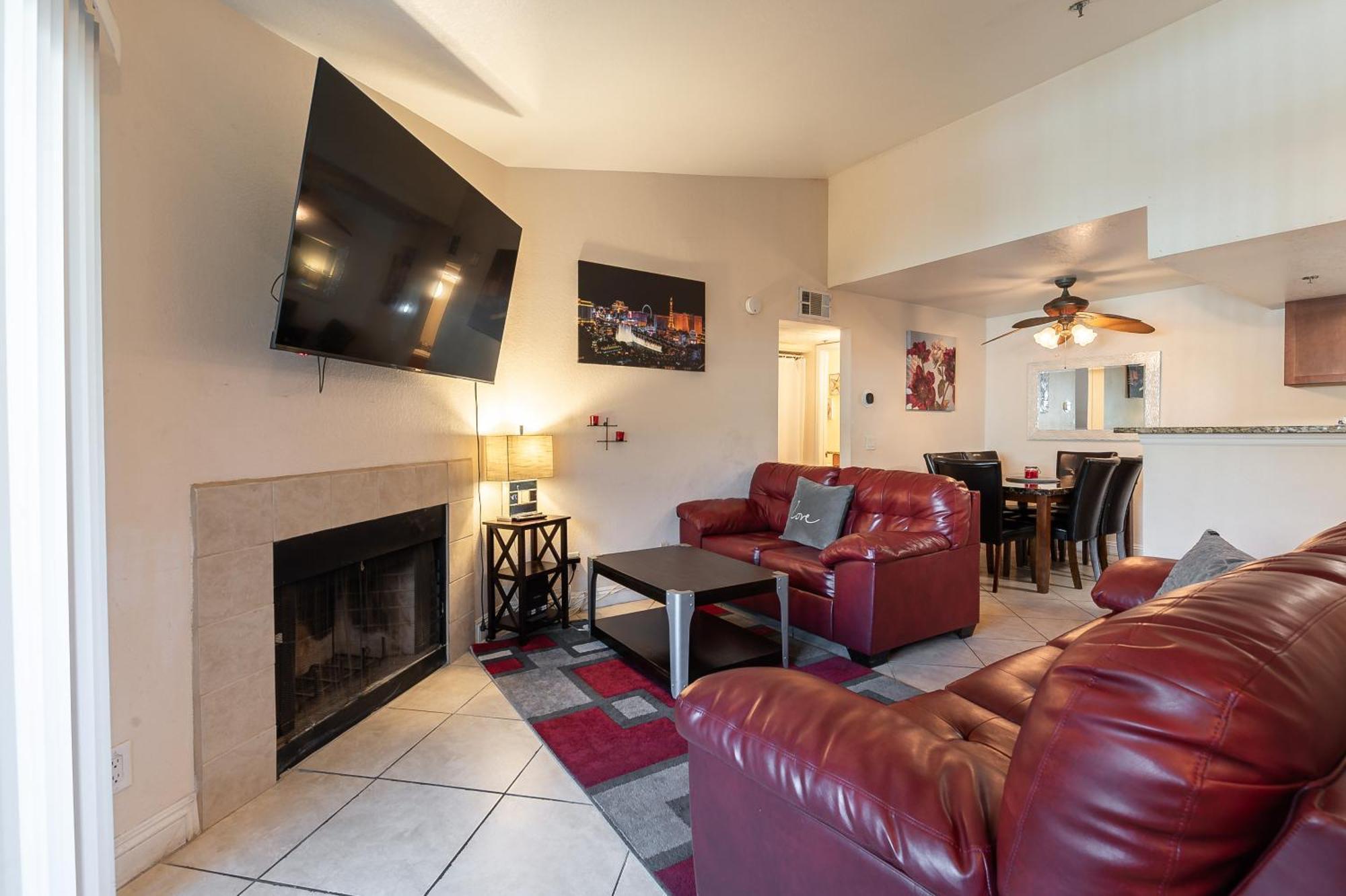 Apartment Rio-adjacent 2br Pool, Gym, Free Parking *
