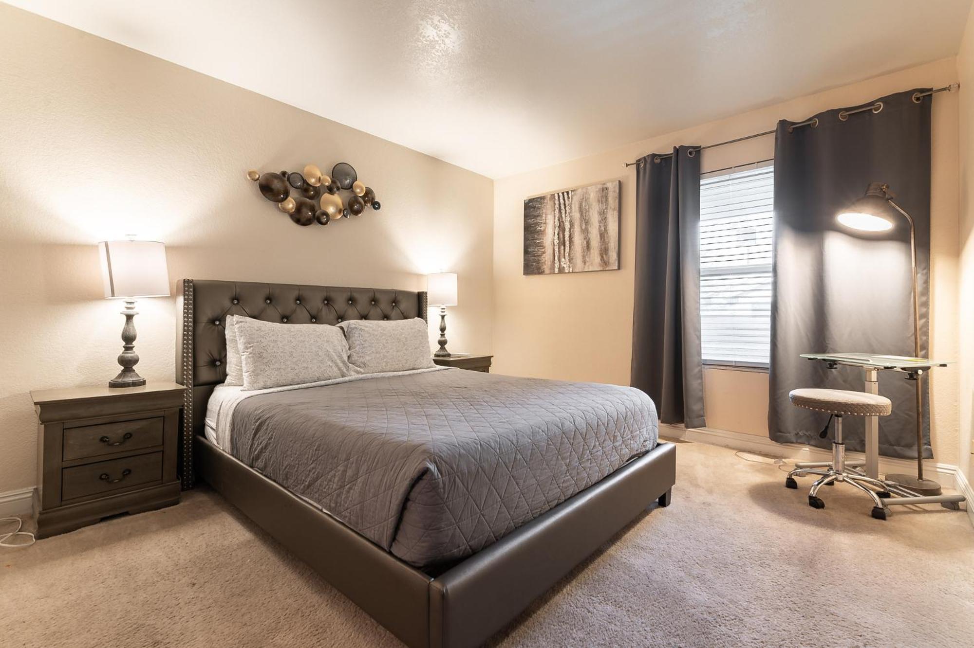Stylish, Cozy 2br,2ba Near Rio, Vegas Luxury Apartment Las Vegas