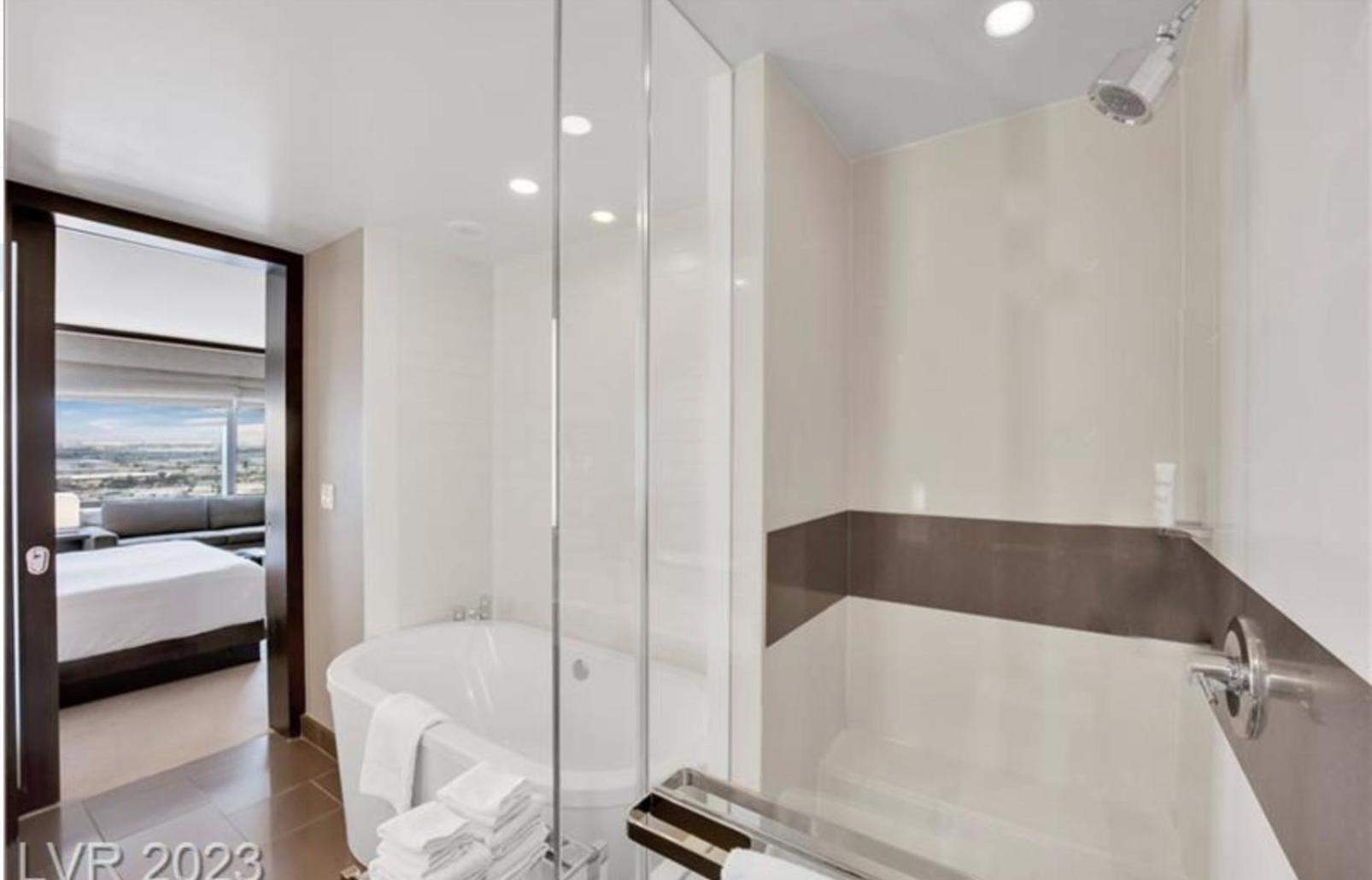 Vdara Premium * Free Valet Parking