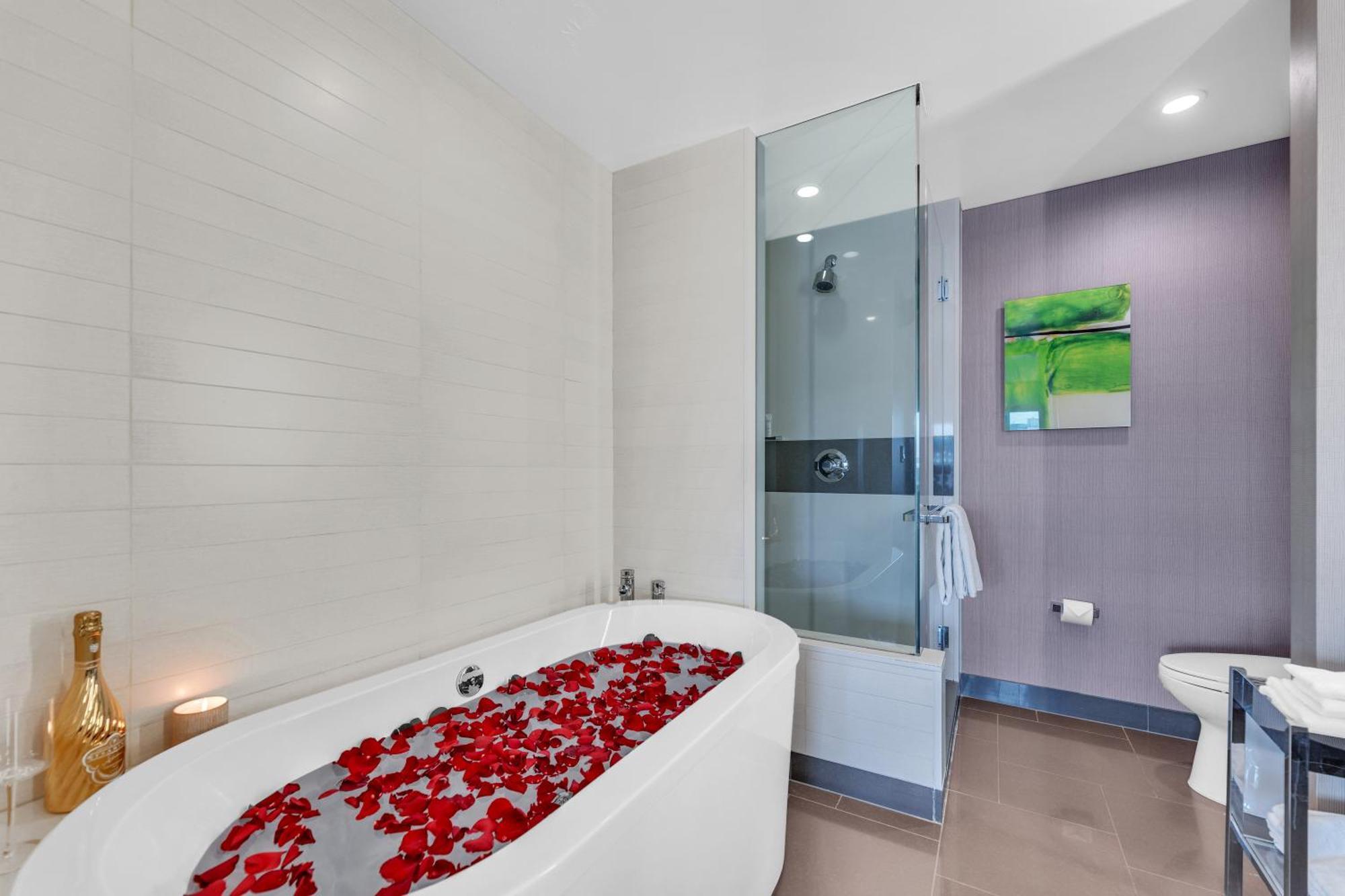 Vdara Premium * Free Valet Parking