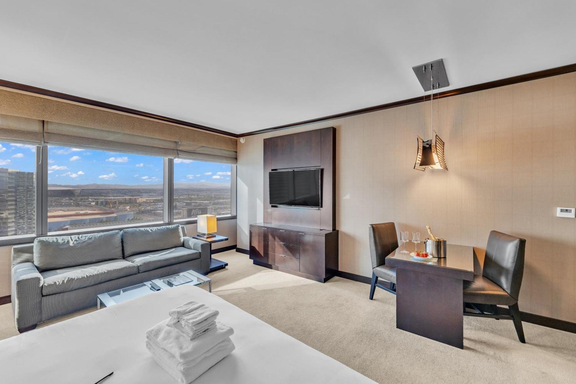 Vdara Premium * Free Valet Parking *