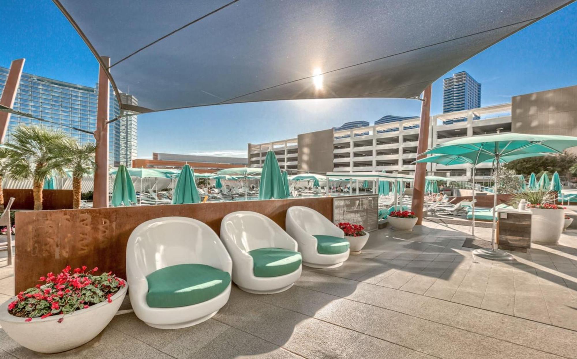 Vdara Premium * Free Valet Parking Las Vegas