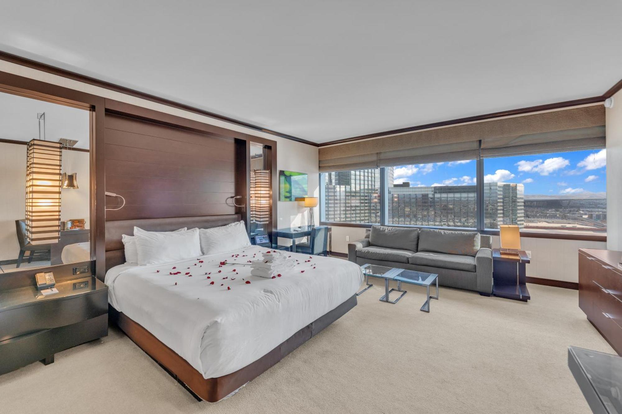 Vdara Premium * Free Valet Parking * Las Vegas