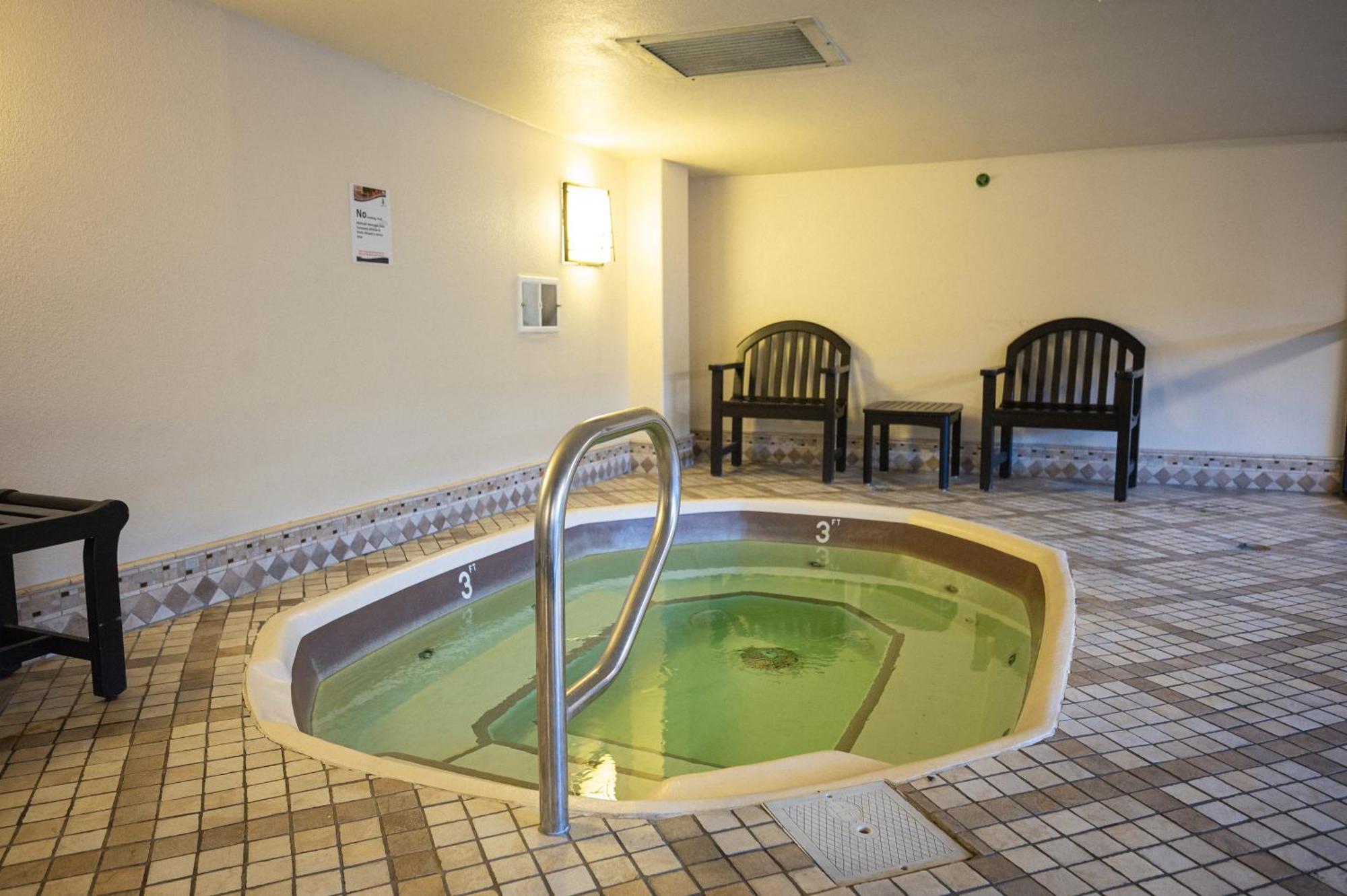 Apartment Penthouse On The Strip - 6 Comfy Beds!!! *