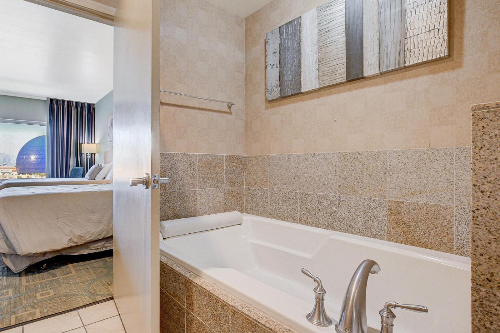Aparthotel Modern Oasis Steps Away From The Vegas Strip Las Vegas
