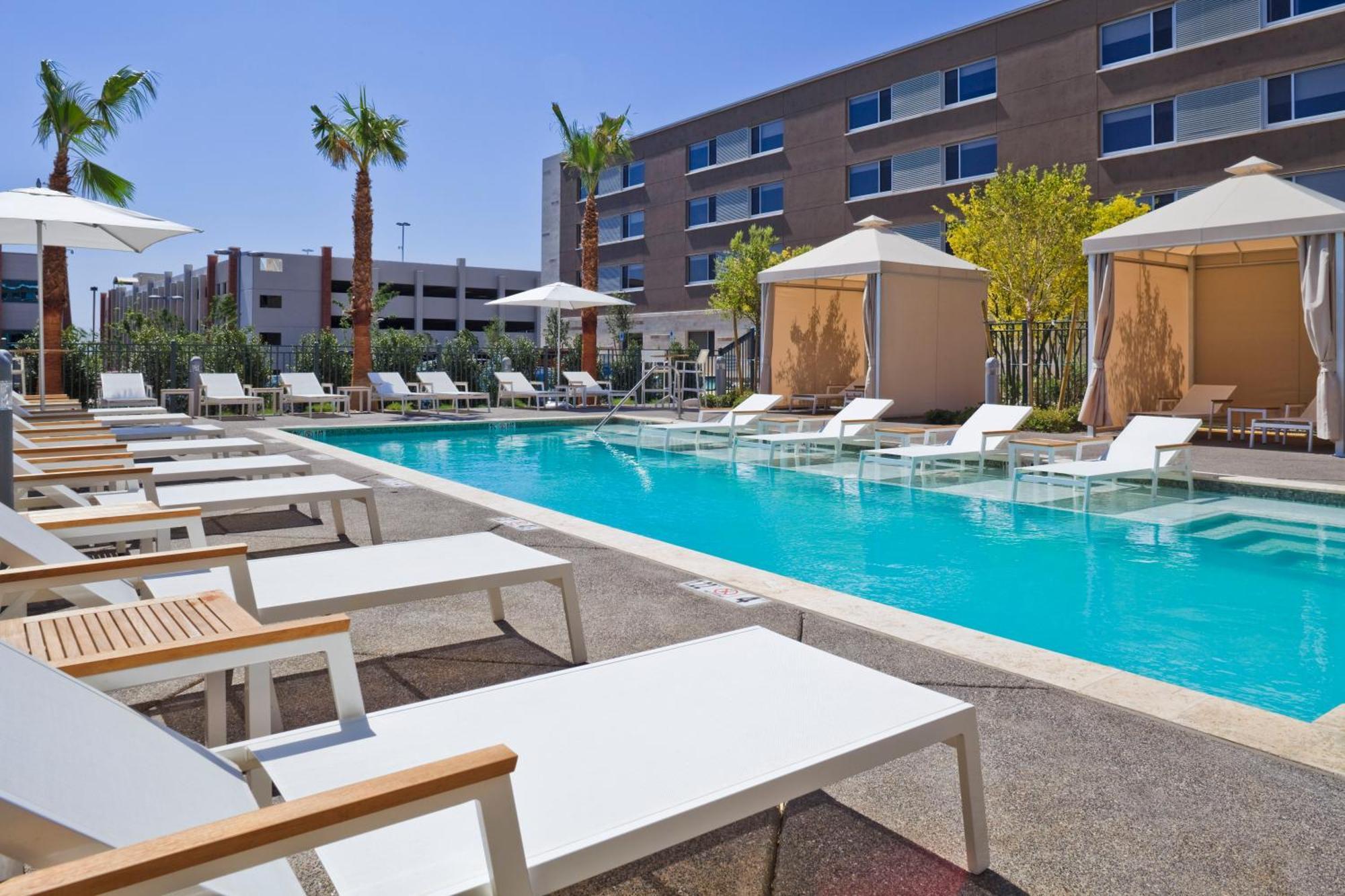 Element Vegas Summerlin Hotel 3*