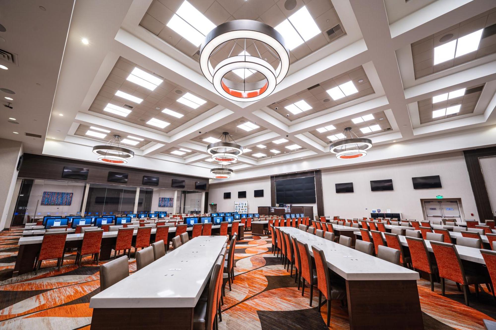 Hotel Boulder Station & Casino 3*