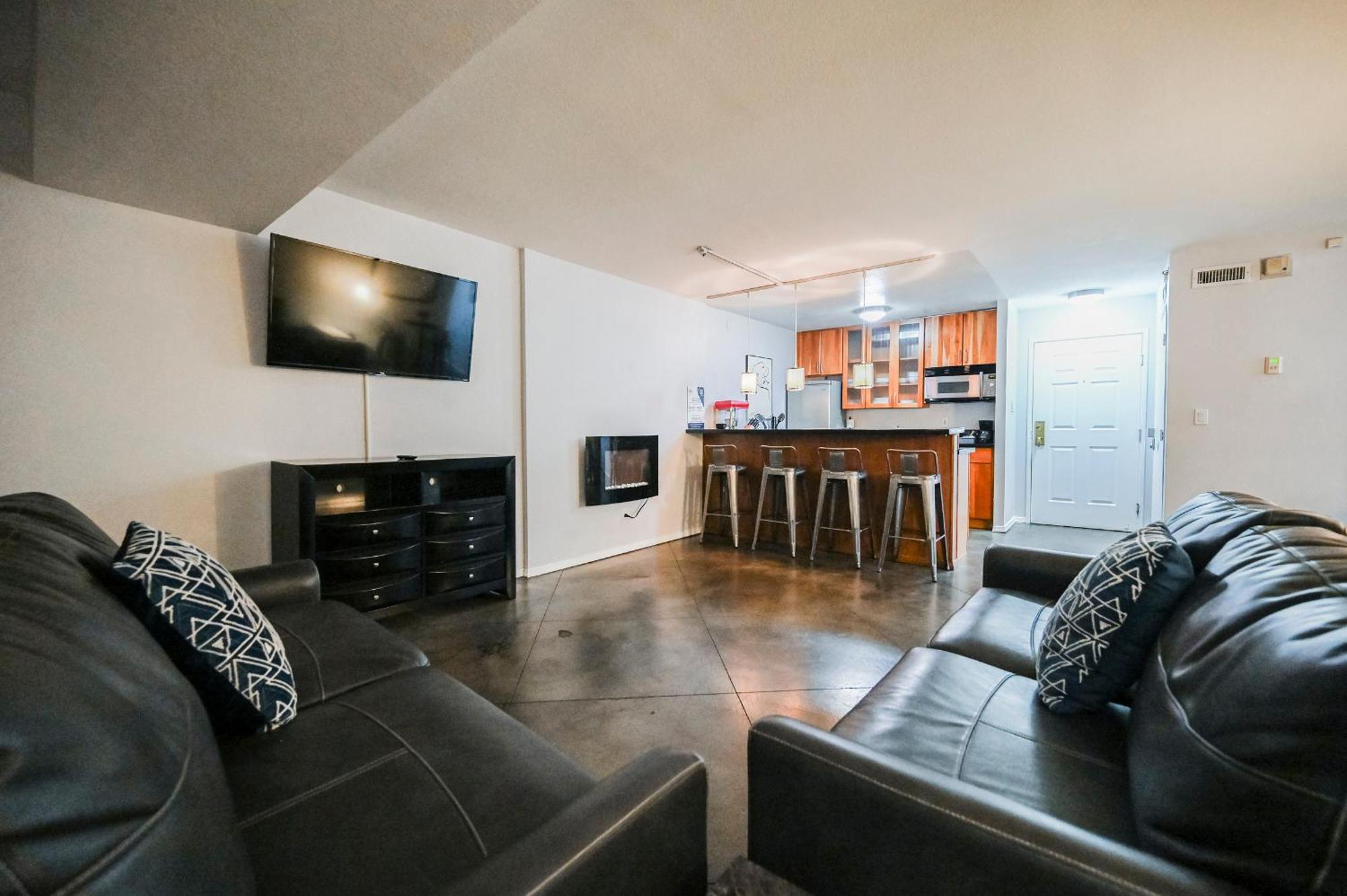 Stripviewsuites At Jockey Club Aparthotel Las Vegas