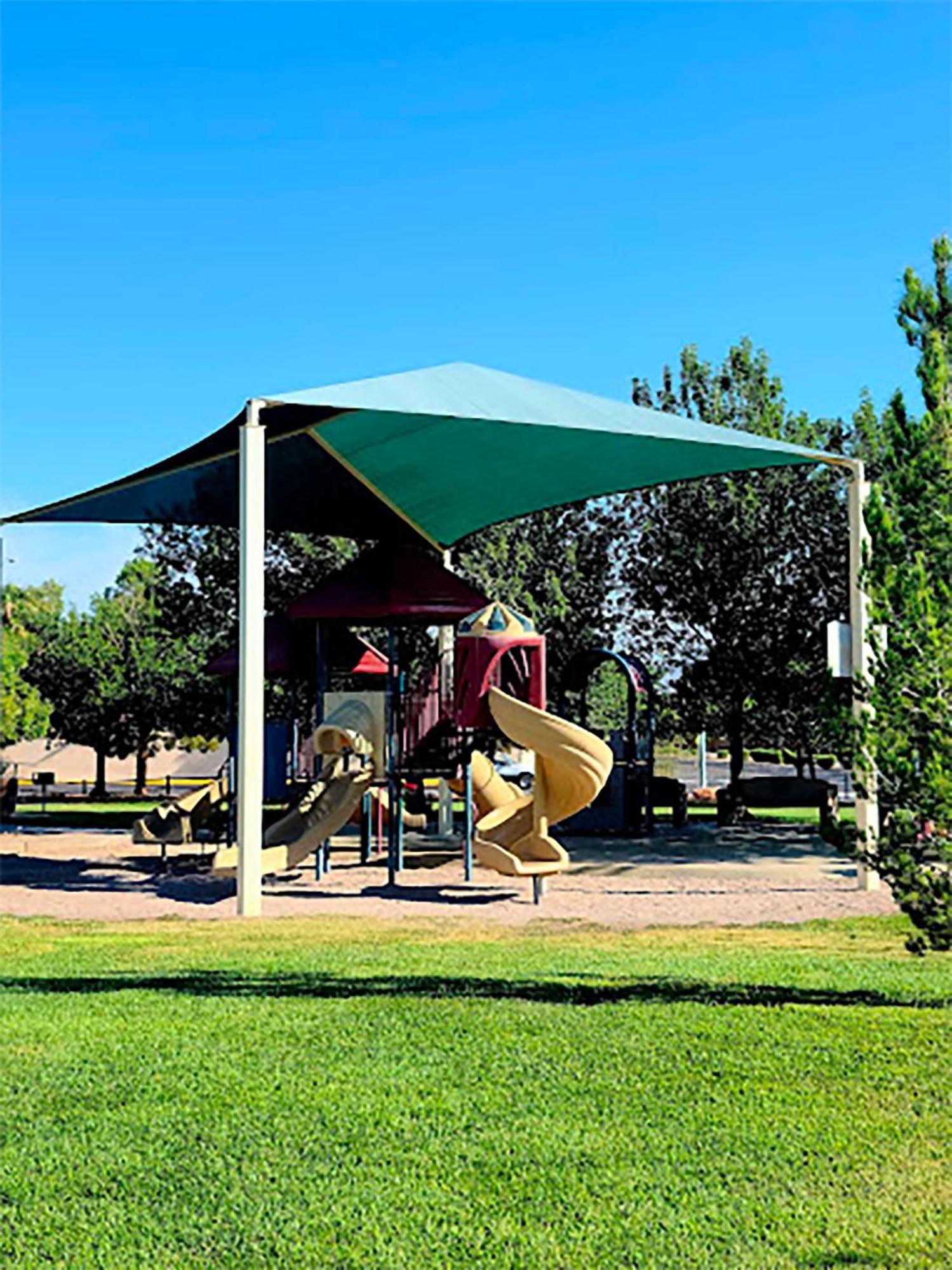 Holiday home Mirage Pool House - Heart Of Lv, Swimming Pool, Games, Heavenly Relaxation *
