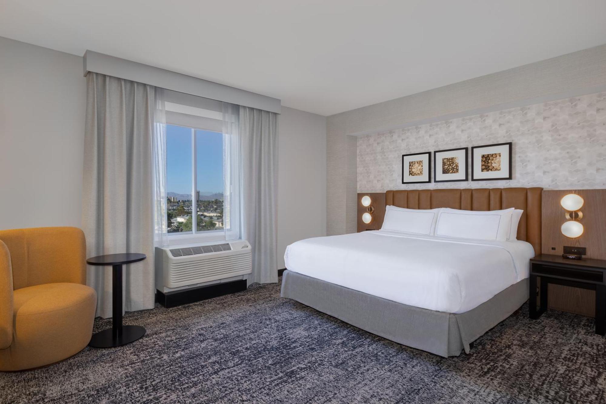 Doubletree By Hilton Vegas East Flamingo 4*