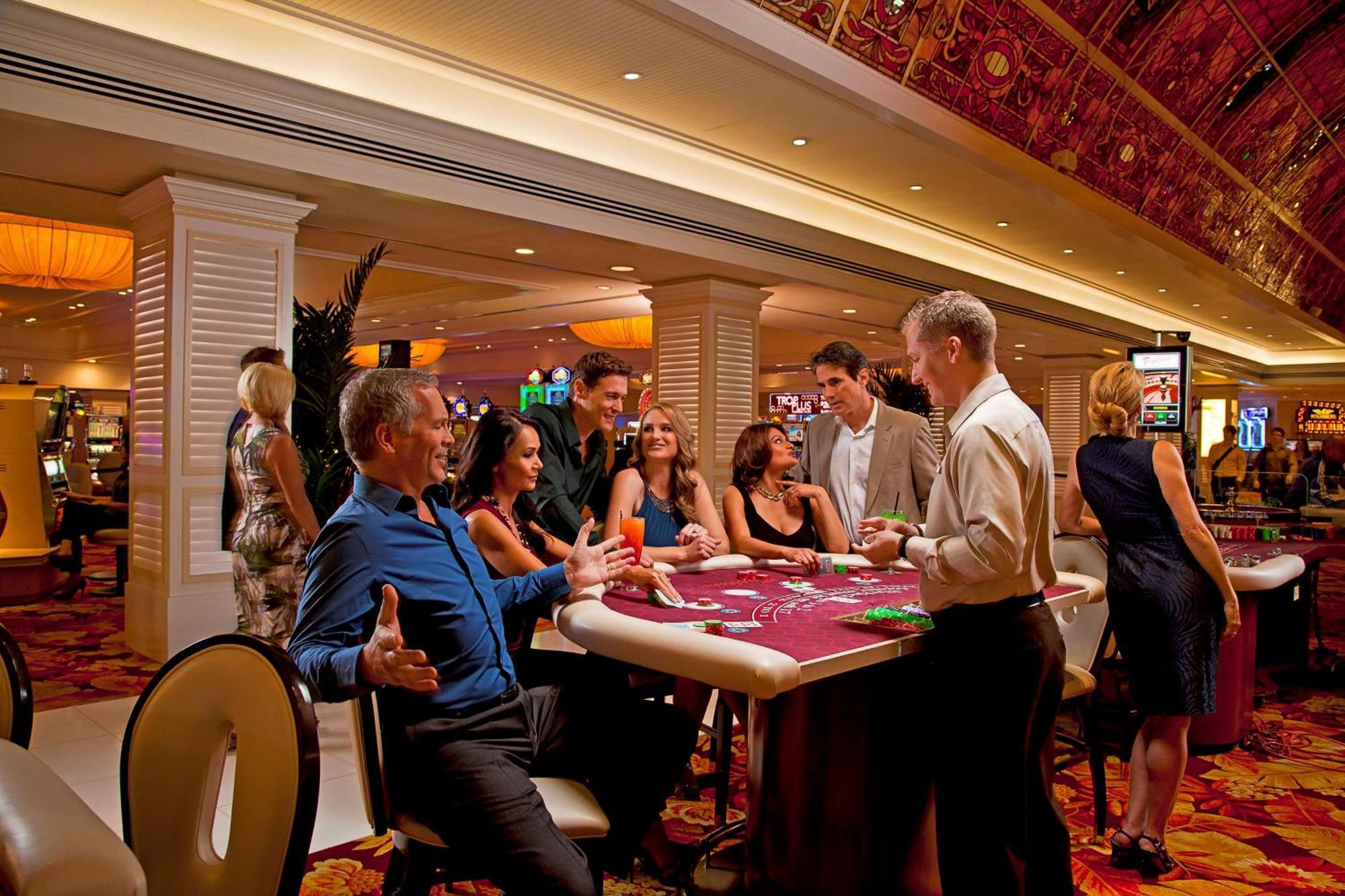 Resort Tropicana Vegas A Doubletree By Hilton & Casino - Free Parking