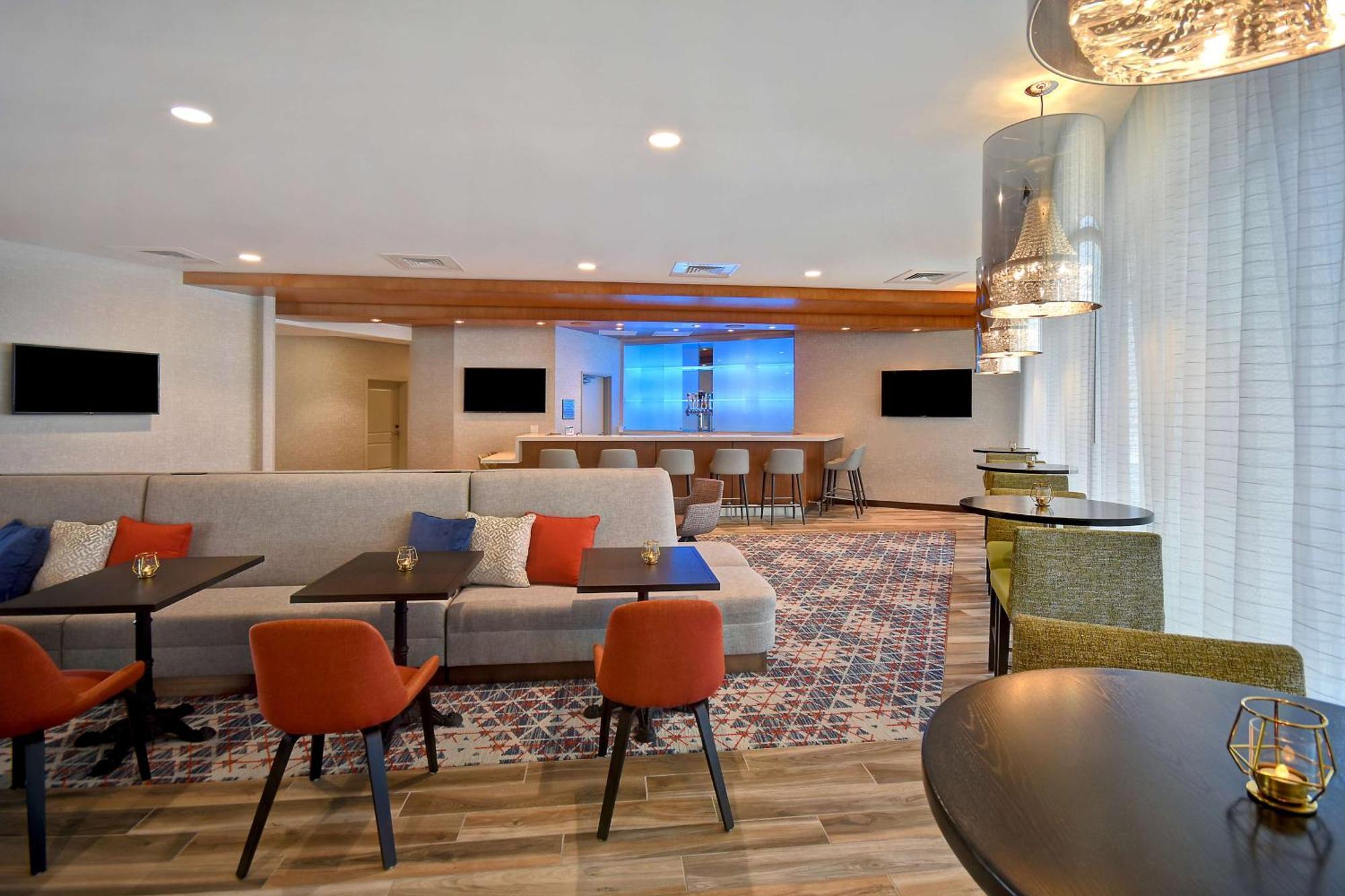Home2 By Hilton Vegas Convention Center - No Fee Hotel Las Vegas