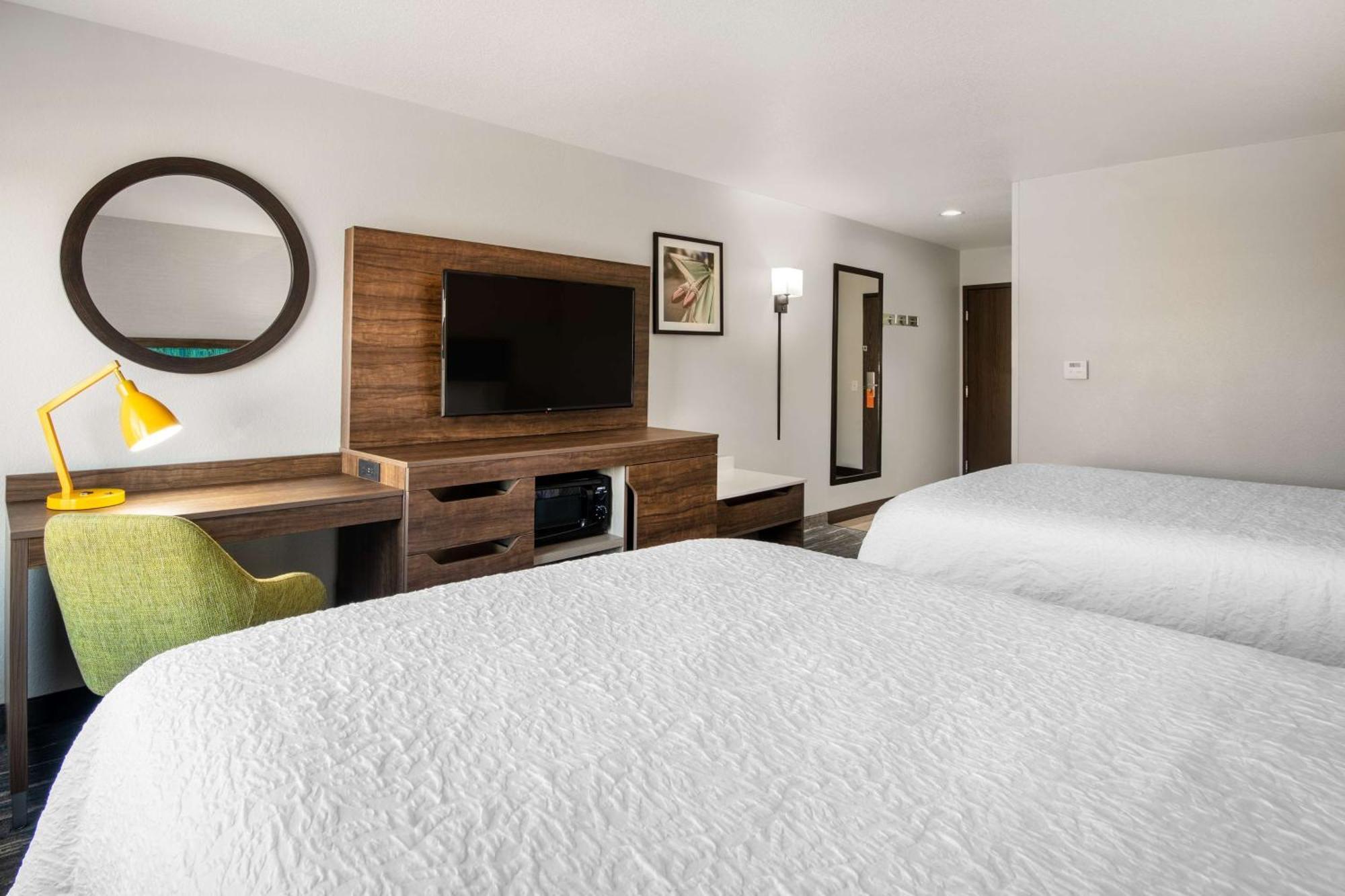Hampton & Vegas-henderson Hotel 3*