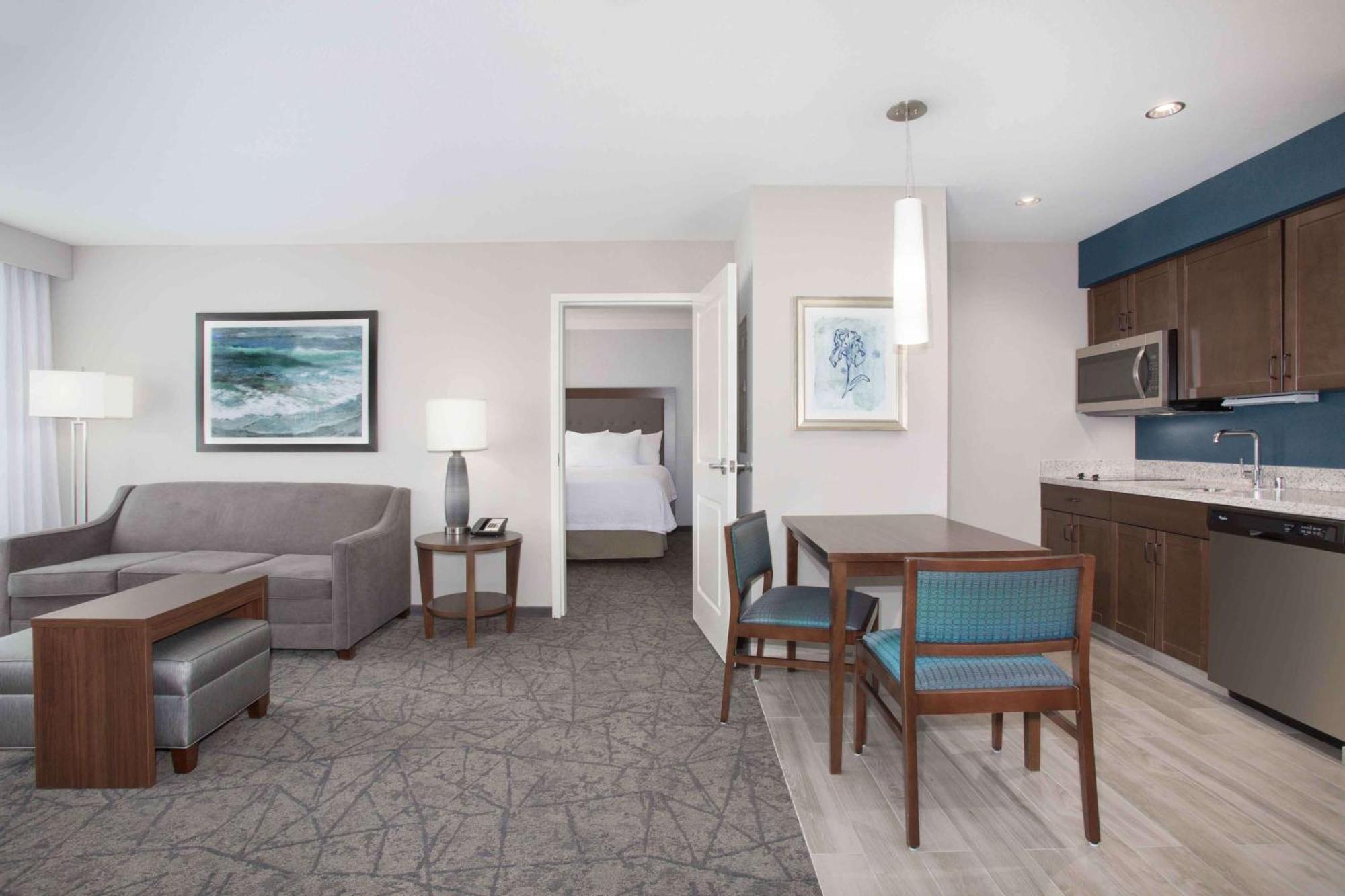 Homewood By Hilton Vegas Center Hotel 3*