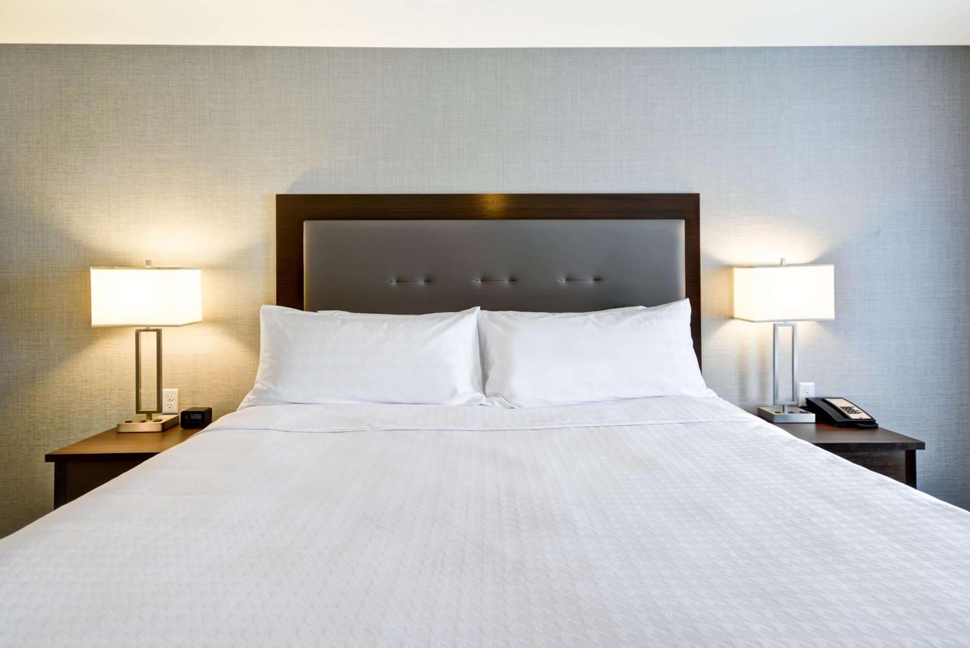 Hotel Homewood By Hilton Vegas Center 3*