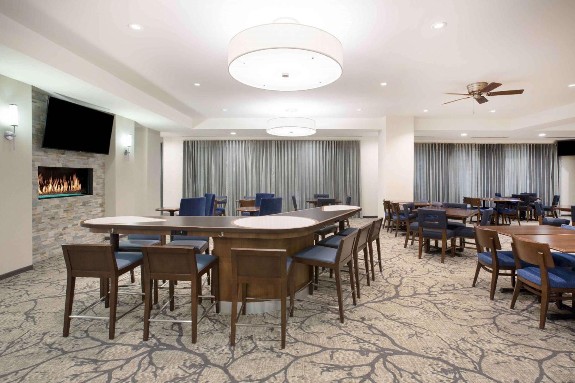 Homewood By Hilton Vegas Center 3*