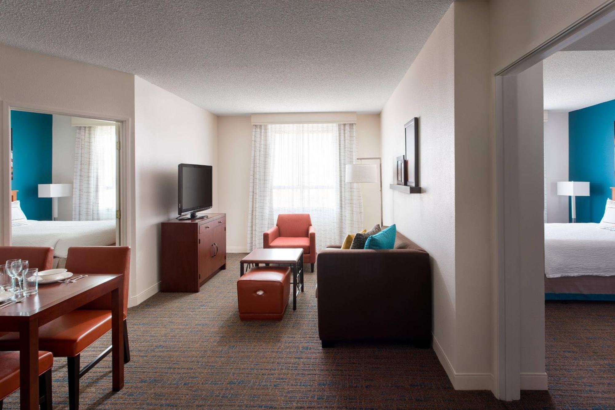 Hotel By Marriott Vegas Hughes Center