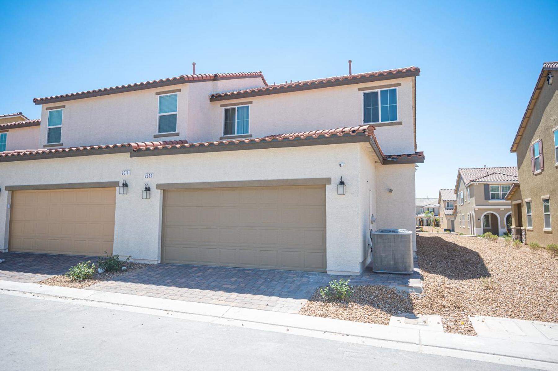 Apartment Beautiful Brand New 2 Bedroom Vegas Home! Fits 12 Or More,15-20 Minutes From Lv Strip *