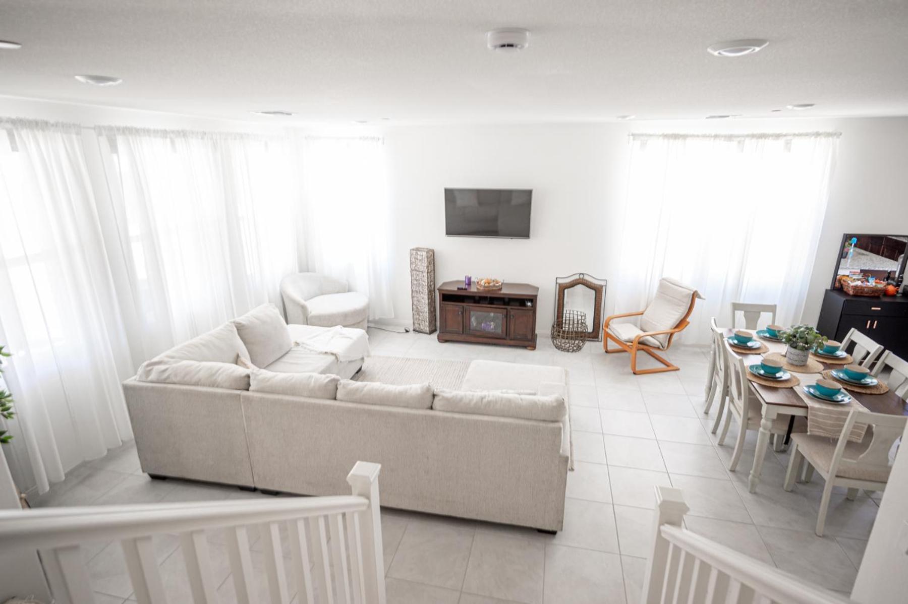 Beautiful Brand New 2 Bedroom Vegas Home! Fits 12 Or More,15-20 Minutes From Lv Strip Apartment *