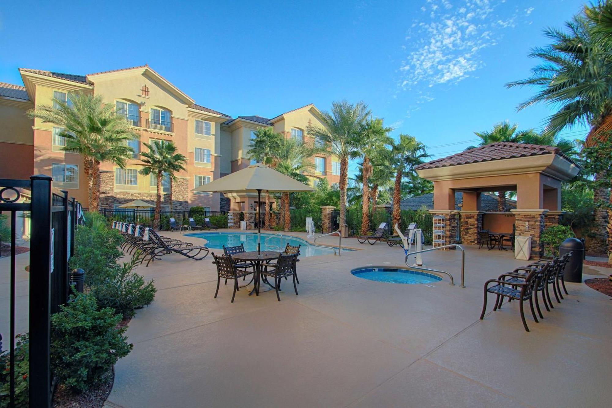 Hilton Garden Vegas Strip South 3* Las Vegas