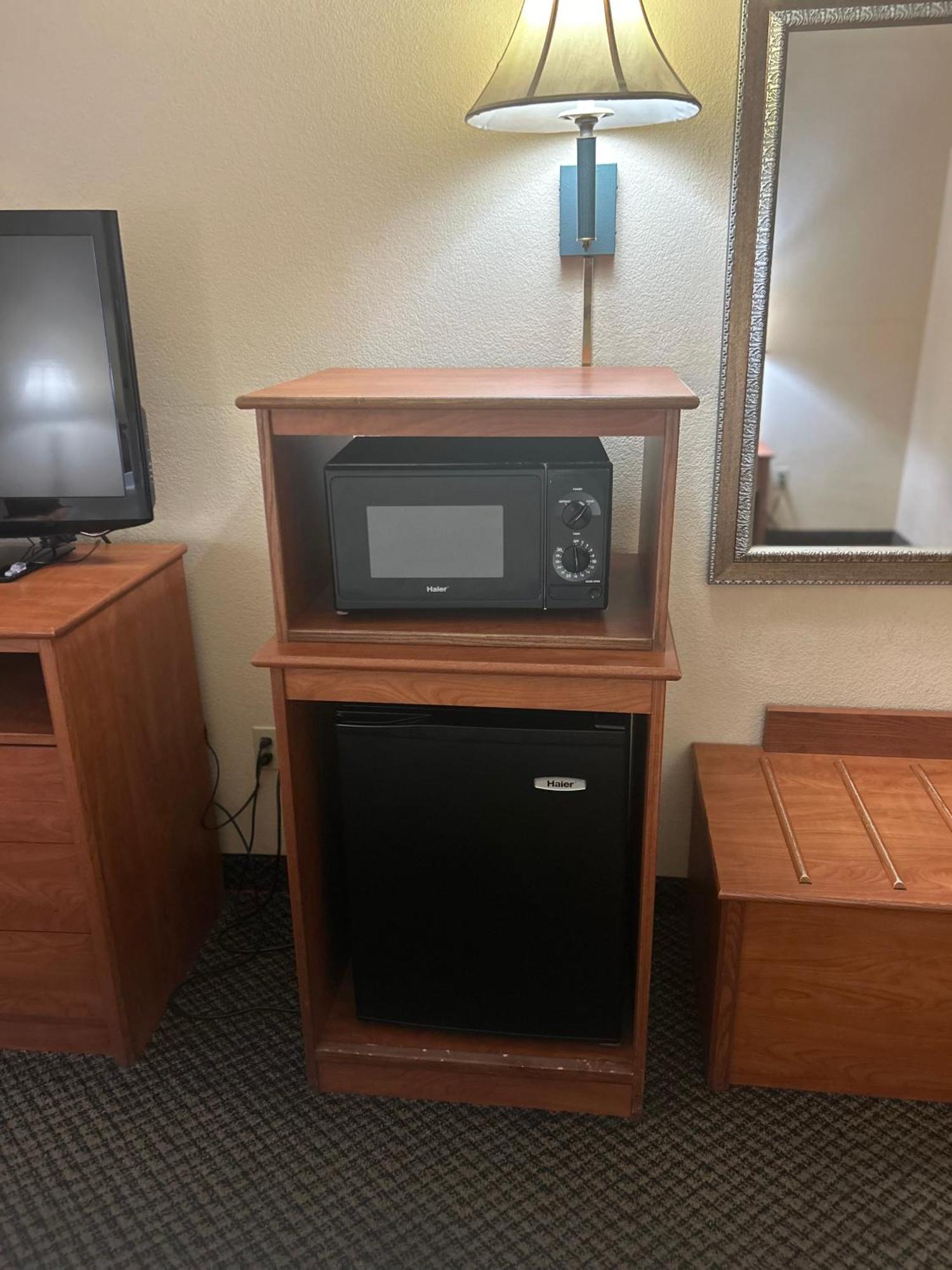 Express Vegas-nellis By Ihg Hotel