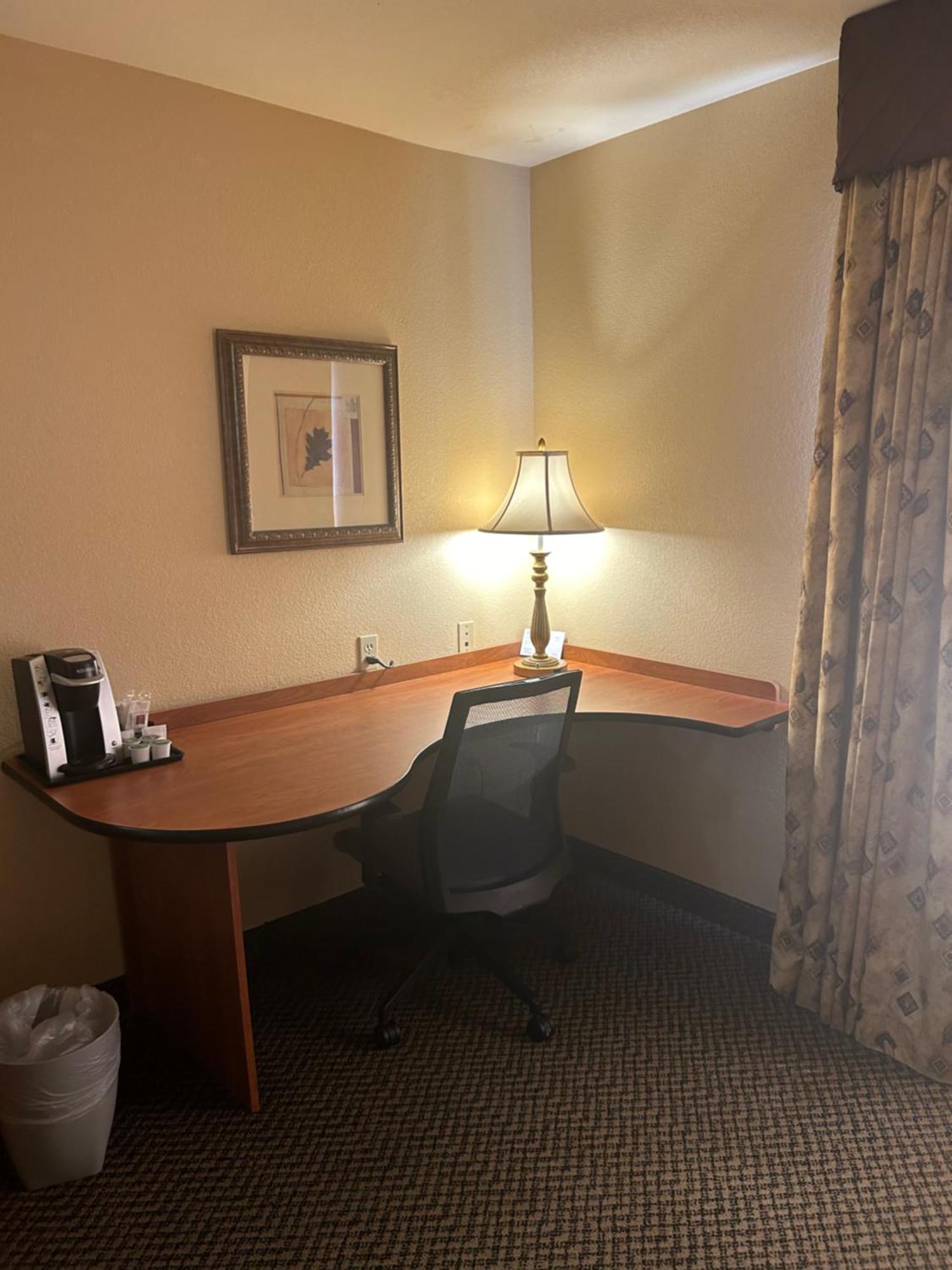 Hotel Express Vegas-nellis By Ihg 3*