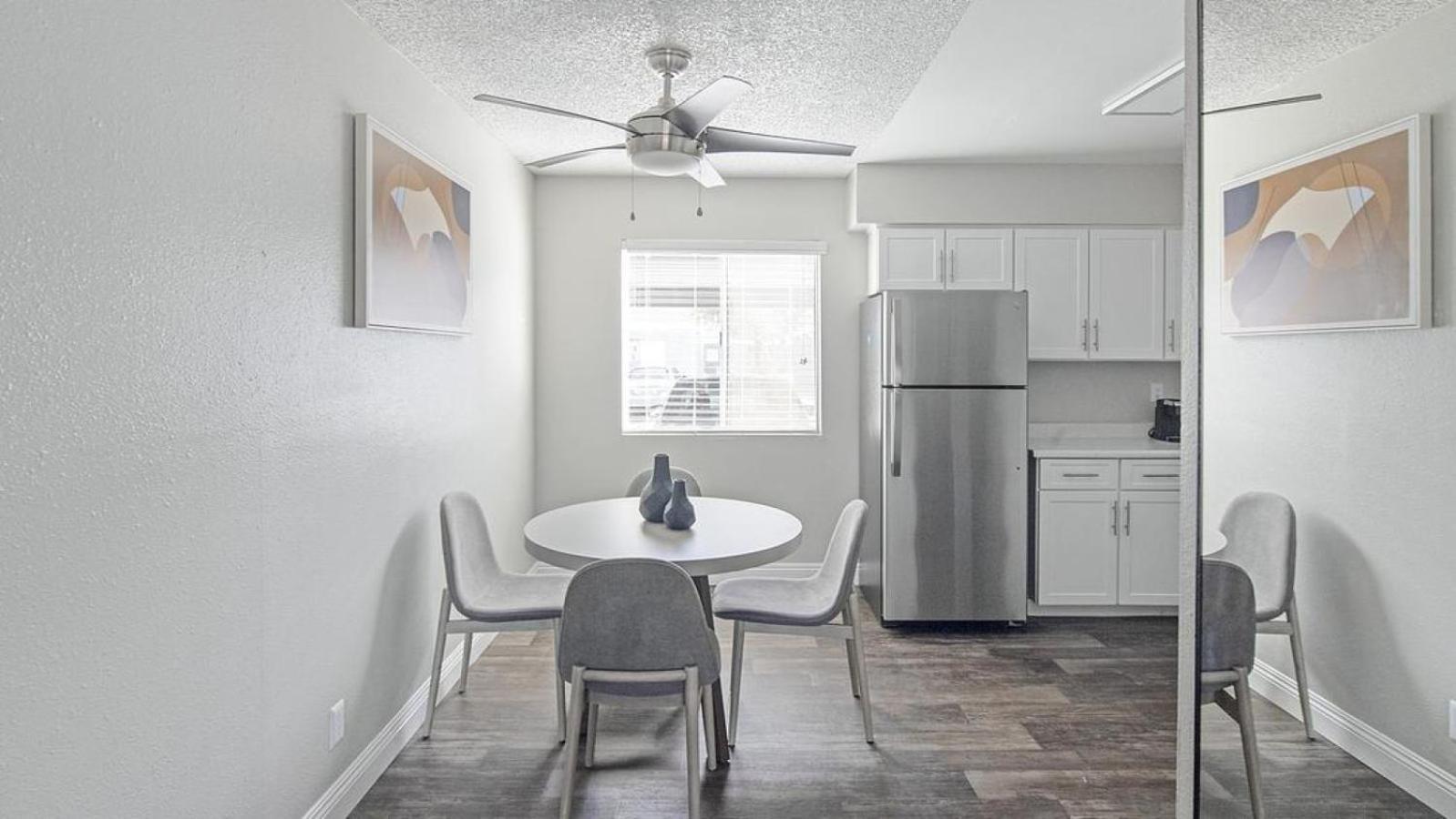 Landing Modern With Amazing Amenities Apartment *