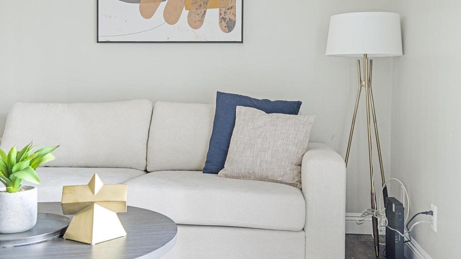 Apartment Landing Modern With Amazing Amenities Las Vegas