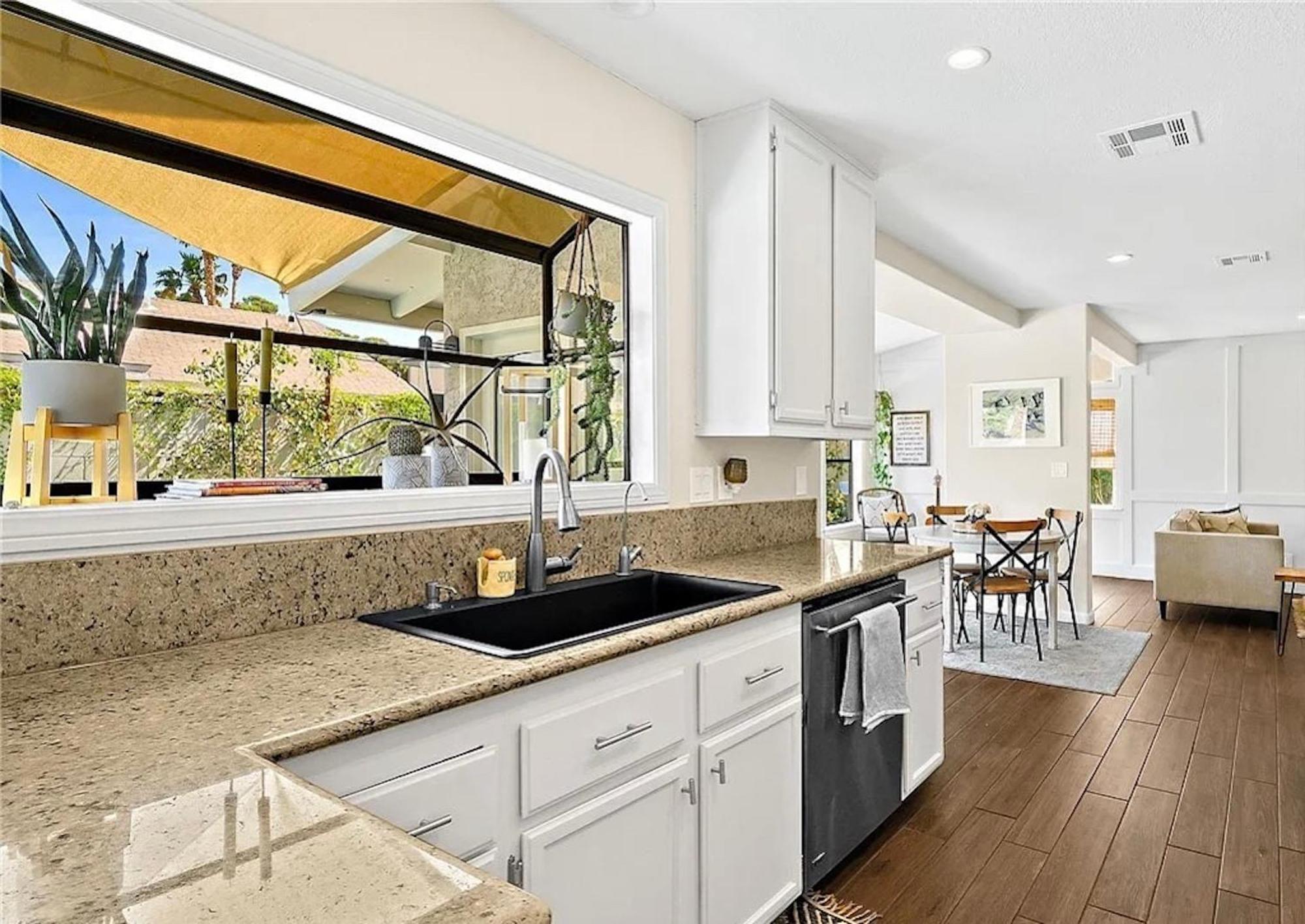 Ferienhaus 3br Desert Oasis: King Bd W/pool Las Vegas