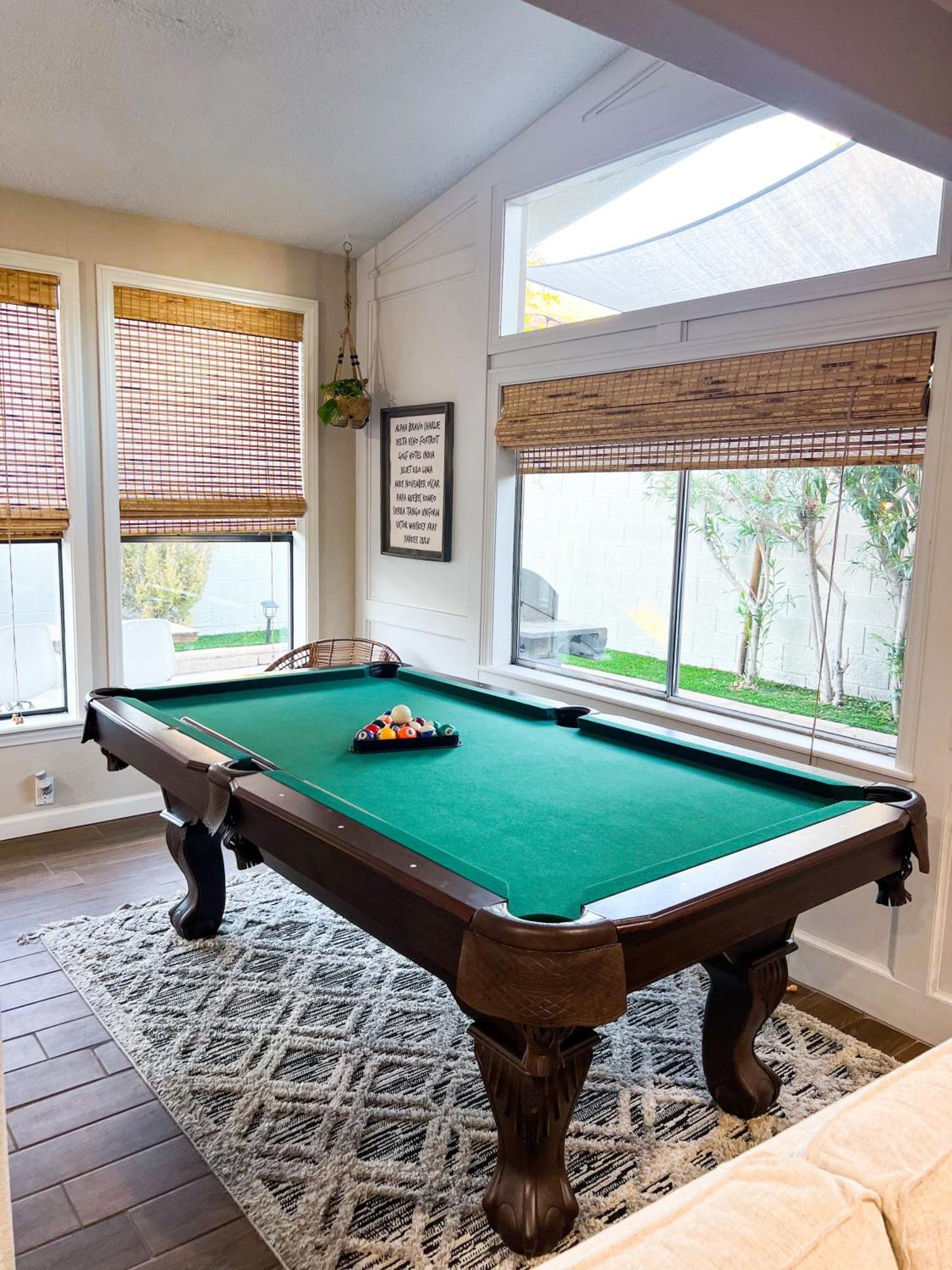 3br Desert Oasis: King Bd W/pool Ferienhaus
