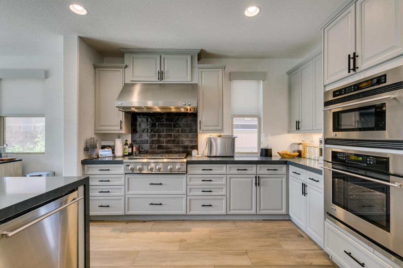 Timeless 3 Bed 2 Bath Sanctuary Holiday home Las Vegas
