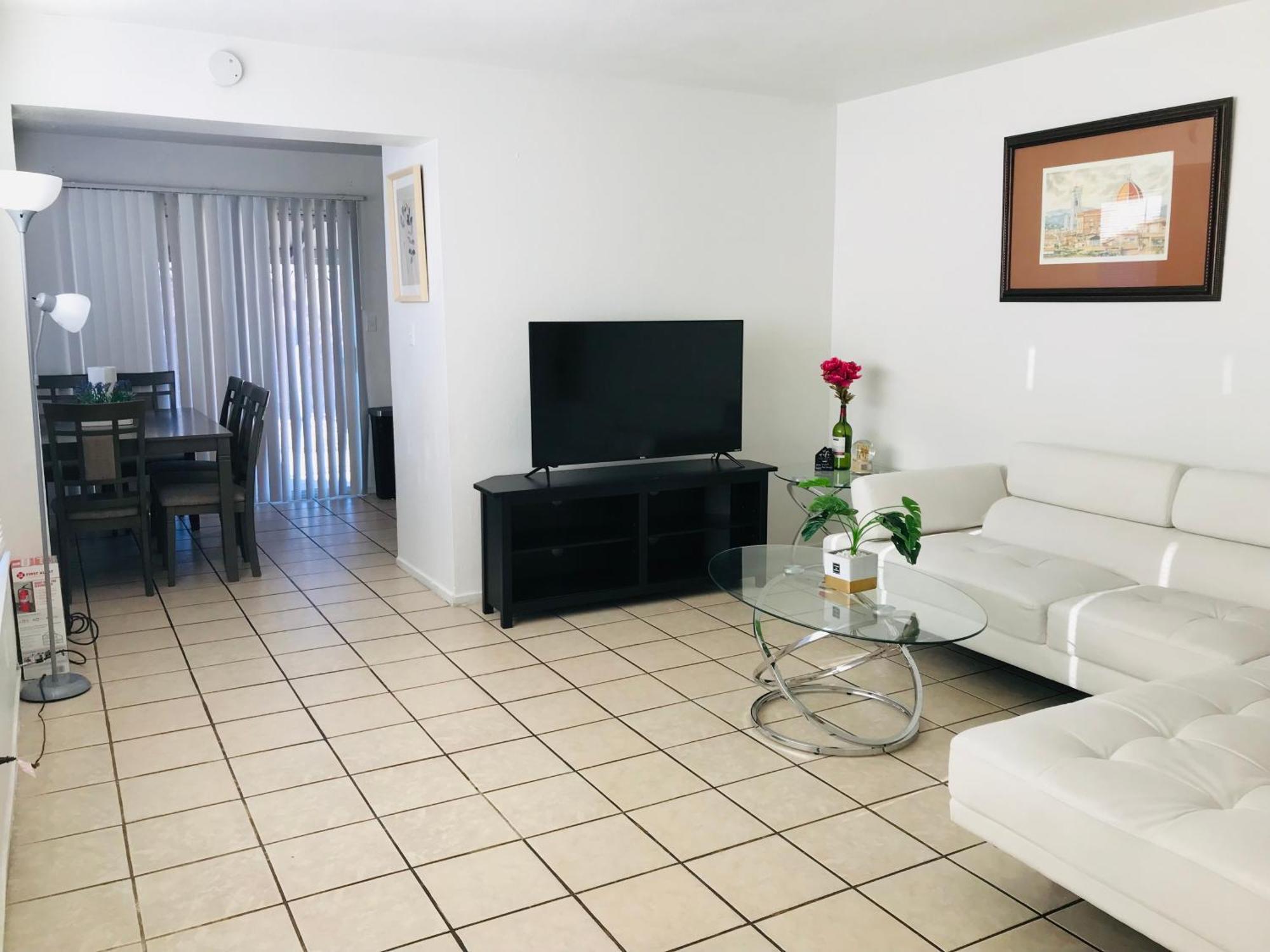 Super 1 Bedroom, Share Bathroom, Kitchen -2 Homestay Las Vegas