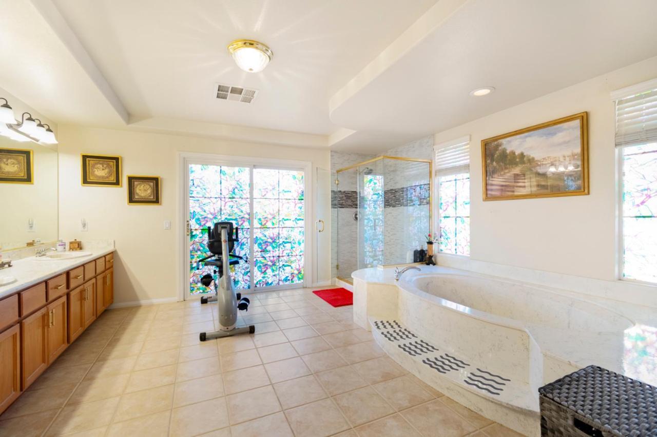 Mansion That Has It Villa Las Vegas
